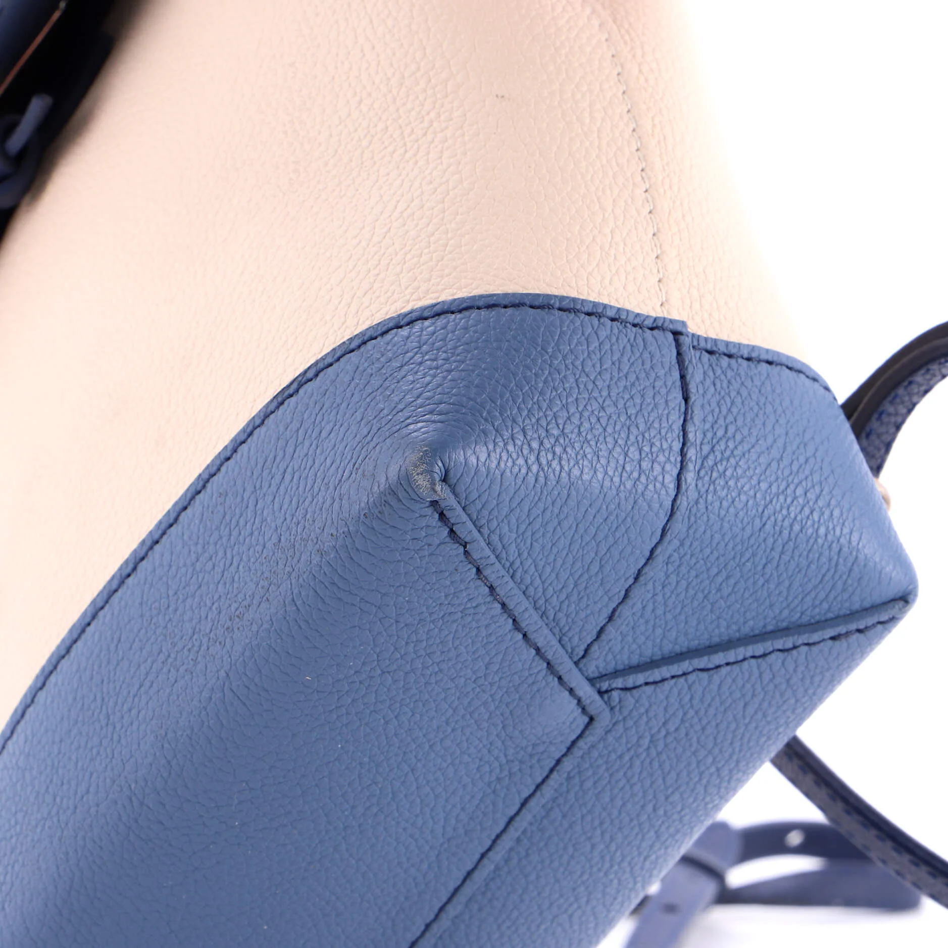 Lockme Backpack Leather Mini - Image 6