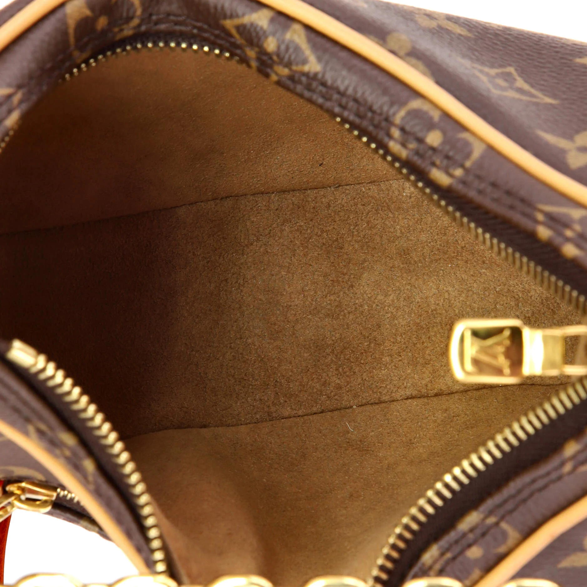 Loop Handbag Monogram Canvas - Image 5
