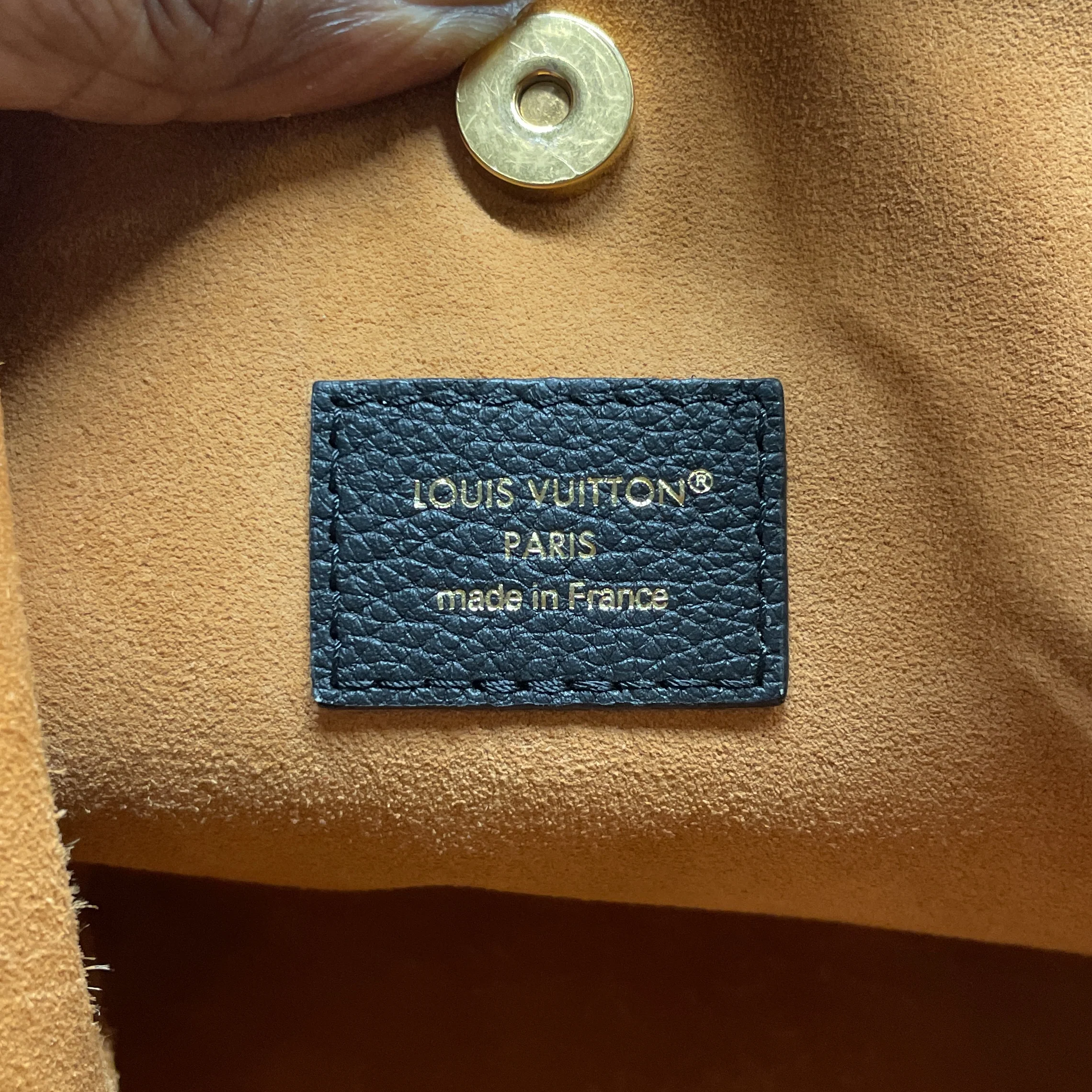 Low Key All In Hobo Leather BB - Image 9
