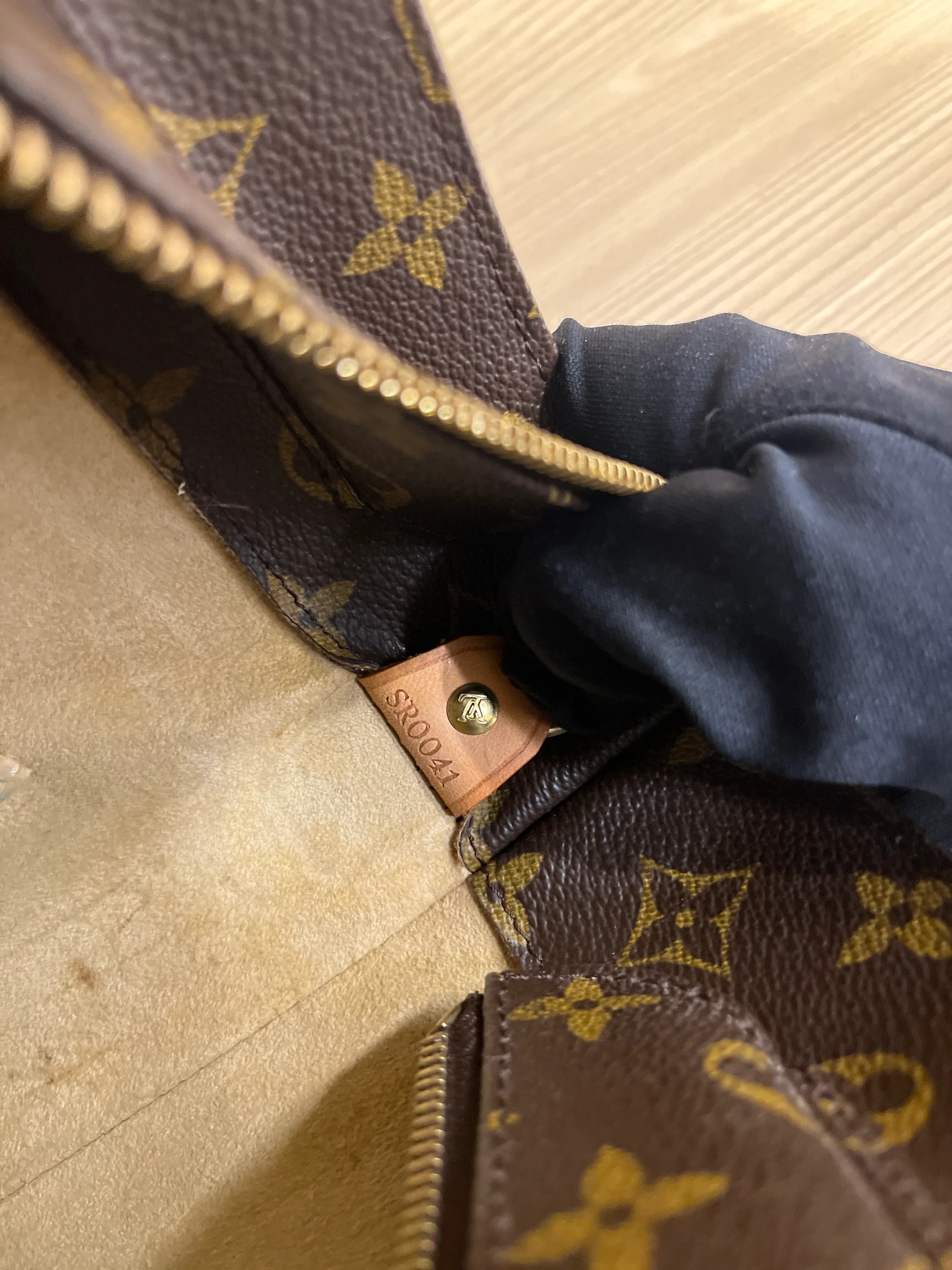Luco Handbag Monogram Canvas - Image 8
