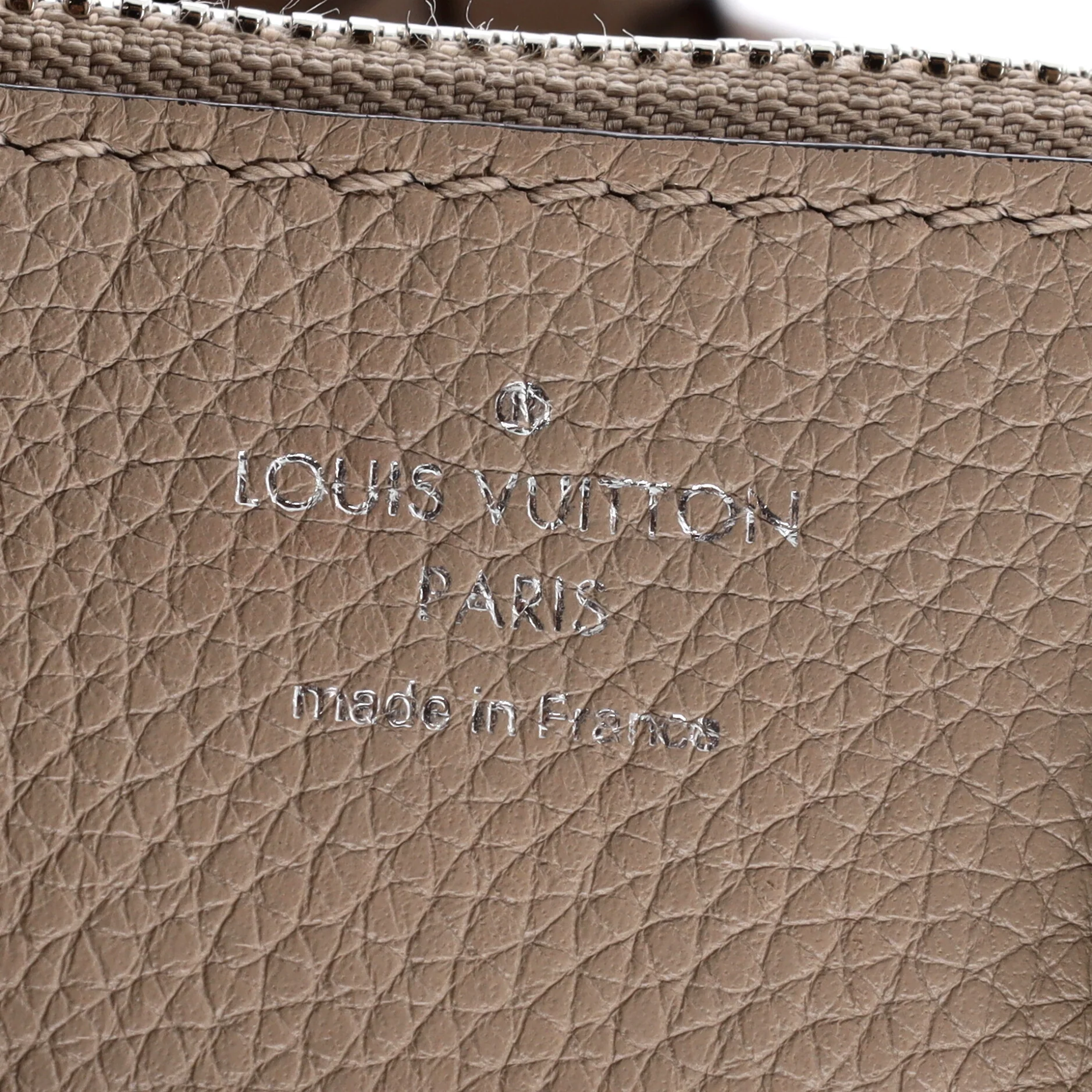 Muria Bucket Bag Mahina Leather - Image 6