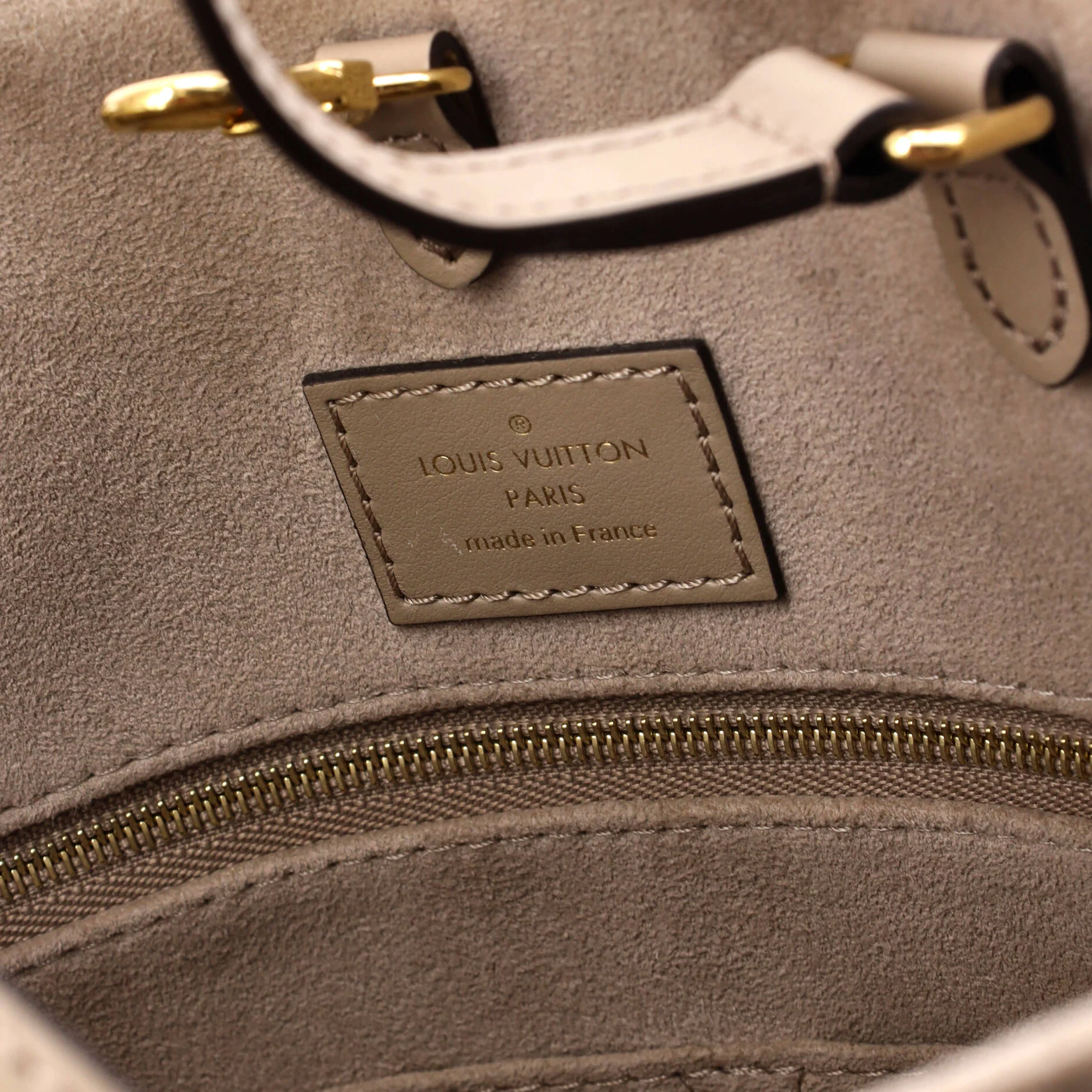 OnTheGo Tote Bicolor Monogram Empreinte Giant MM - Image 7