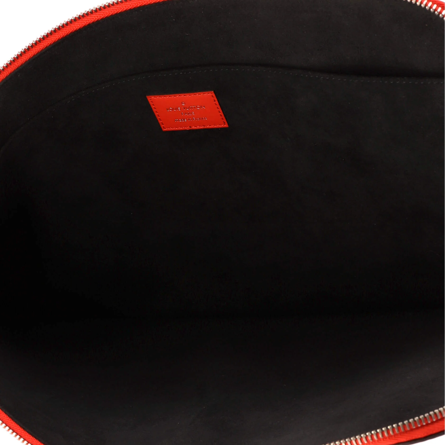 Pochette Jour Limited Edition Supreme Epi Leather GM - Image 5
