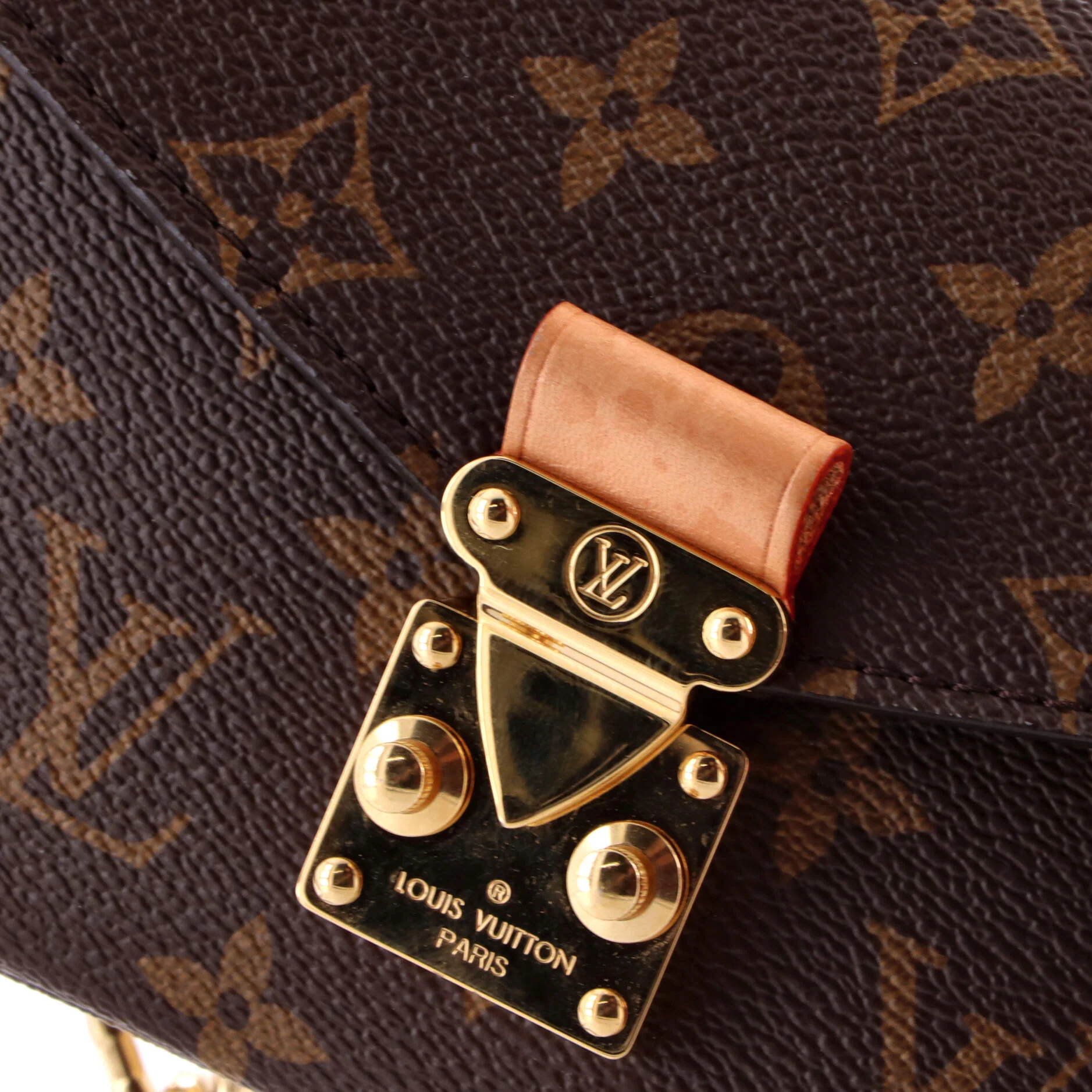 Pochette Metis Monogram Canvas East West - Image 6