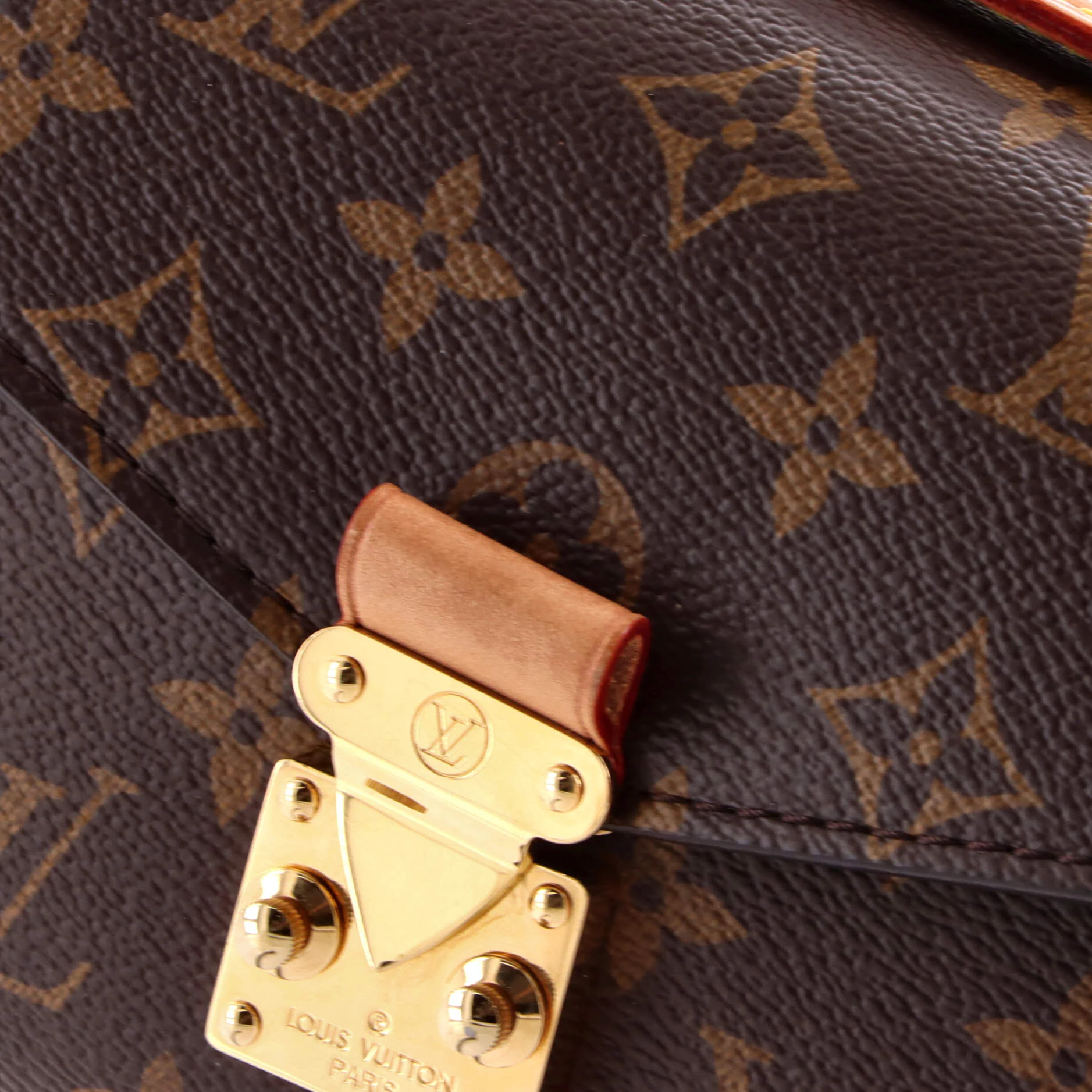 Pochette Metis Monogram Canvas East West - Image 7