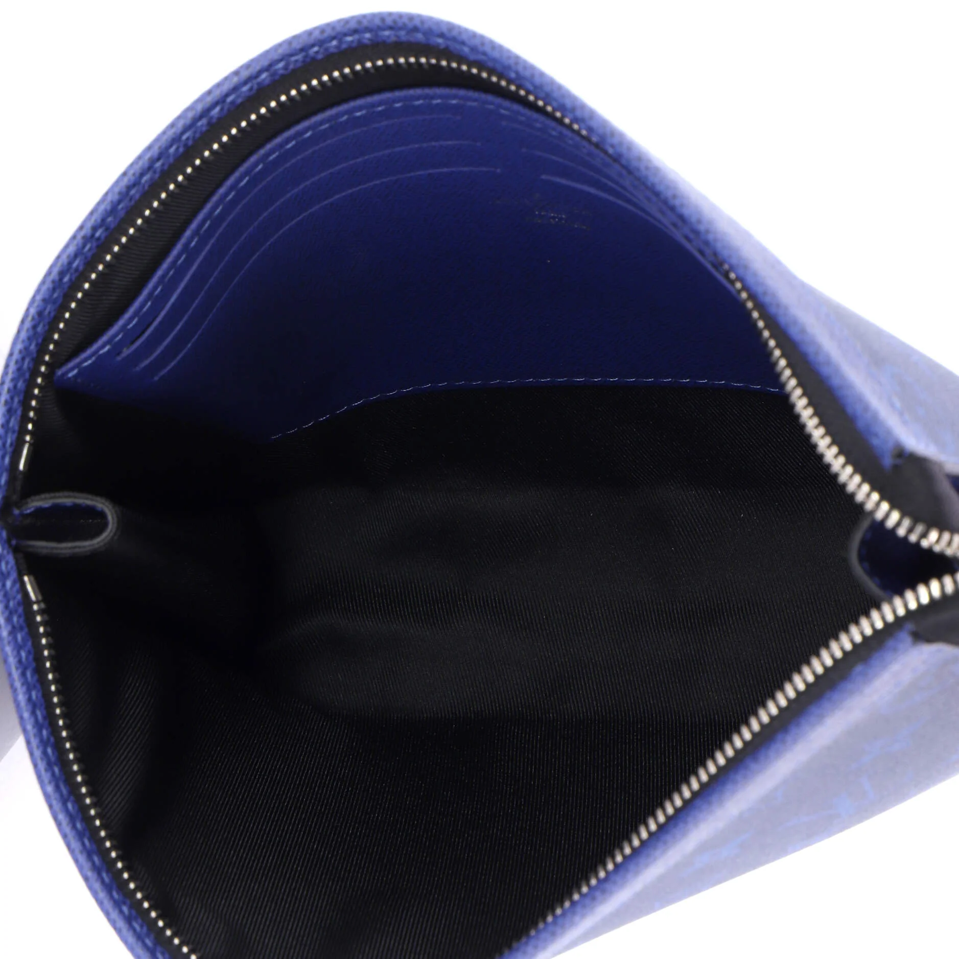 Pochette Voyage Monogram Taigarama MM - Image 9