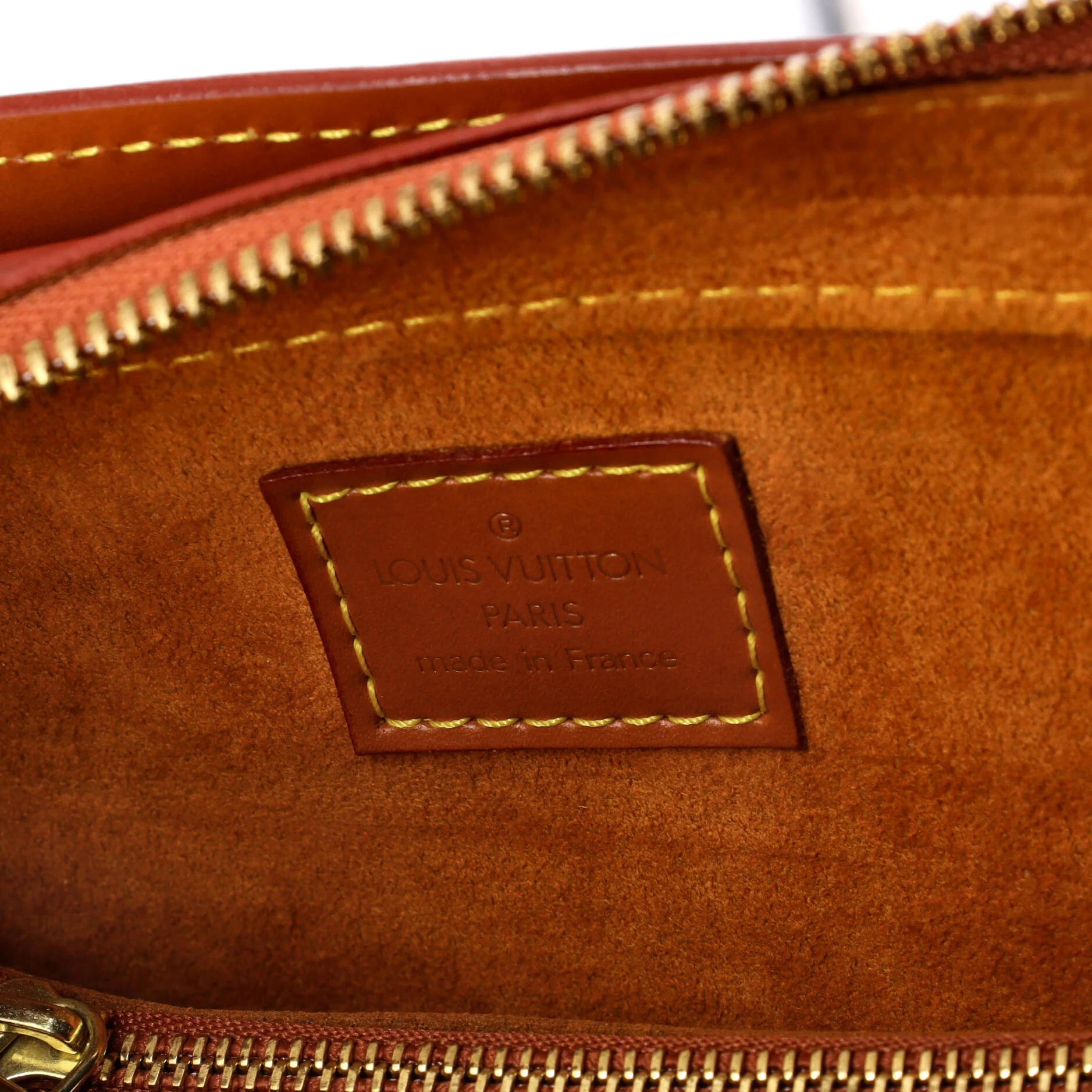 Pont Neuf Handbag Epi Leather PM - Image 7