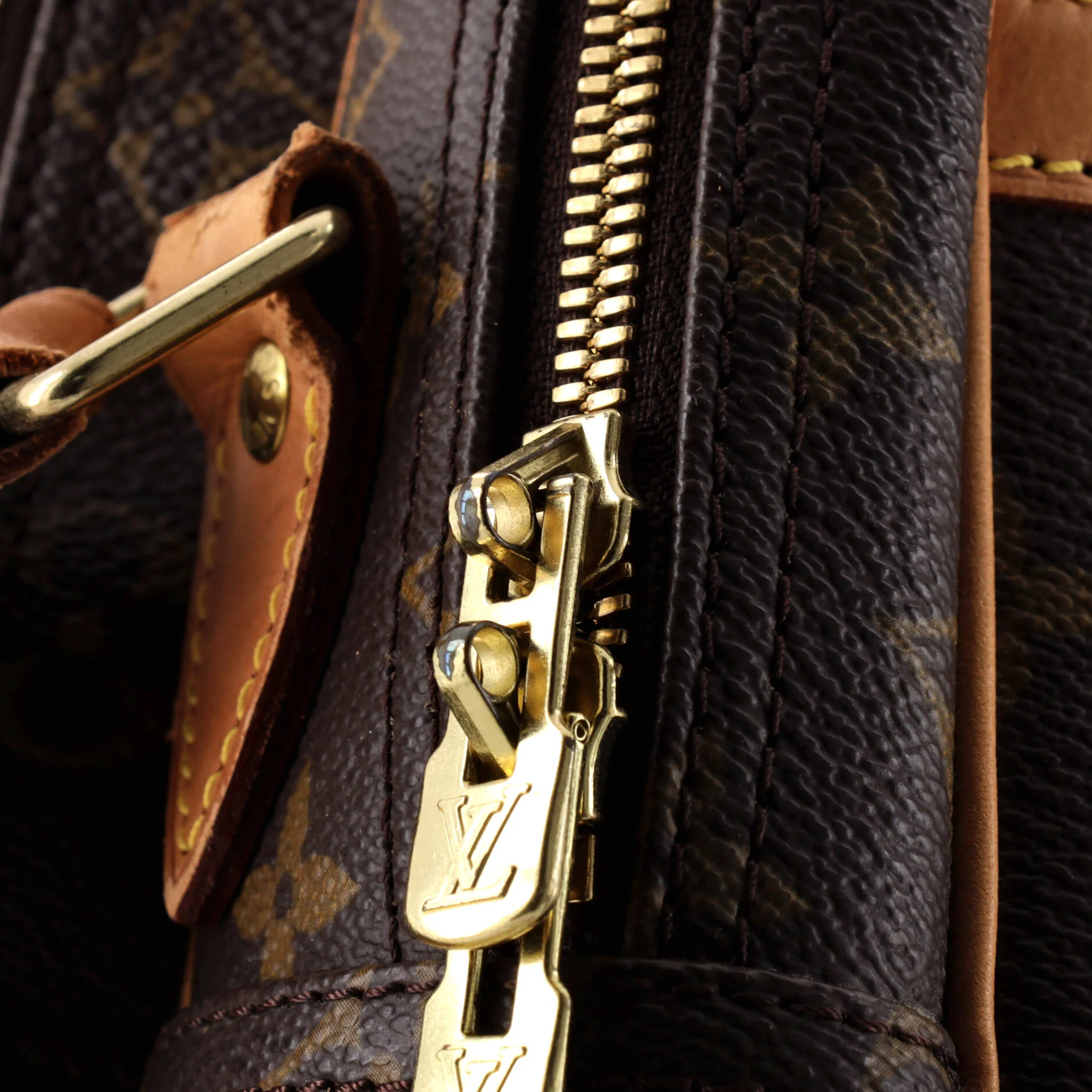 Reporter Bag Monogram Canvas GM - Image 6