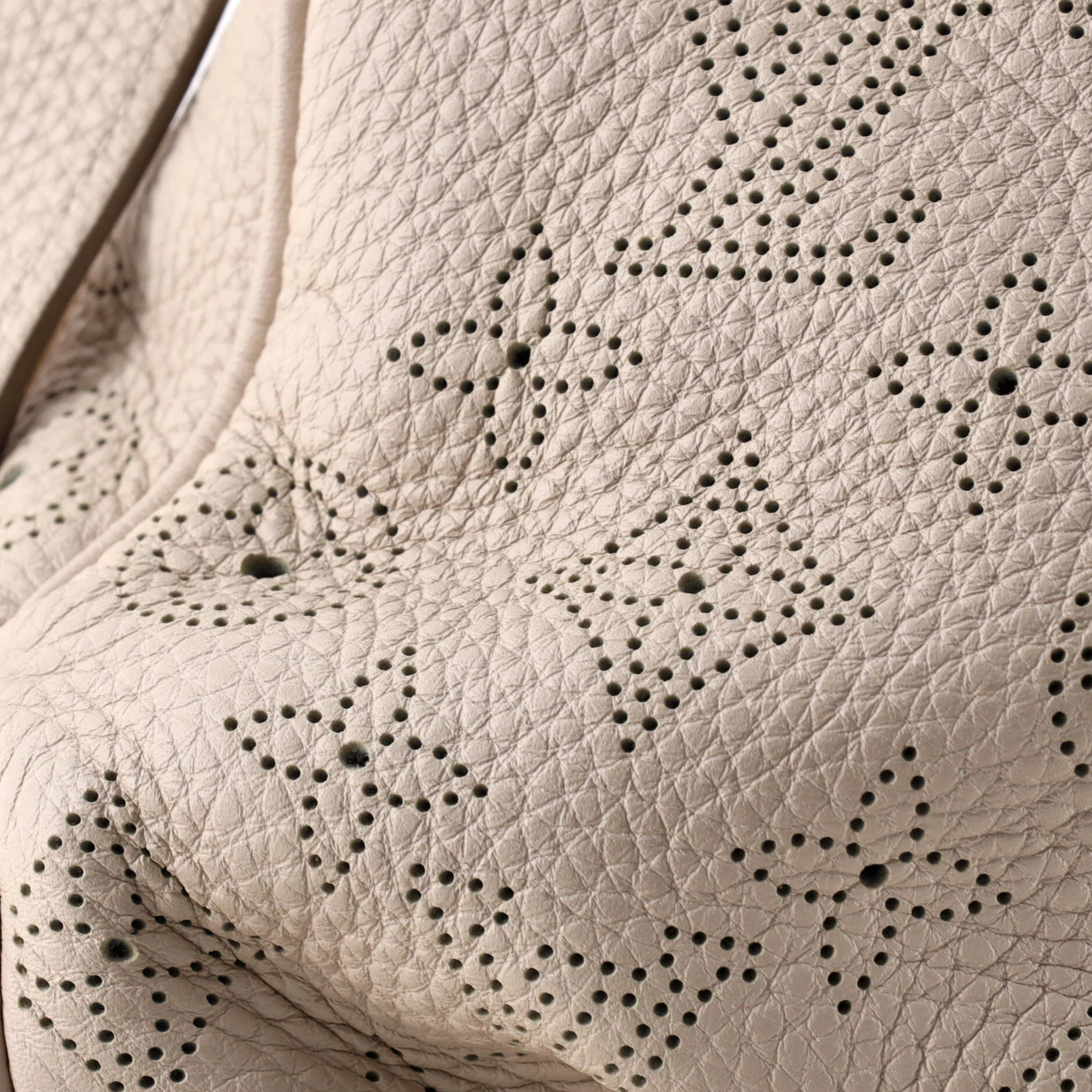 Selene Handbag Mahina Leather PM - Image 7