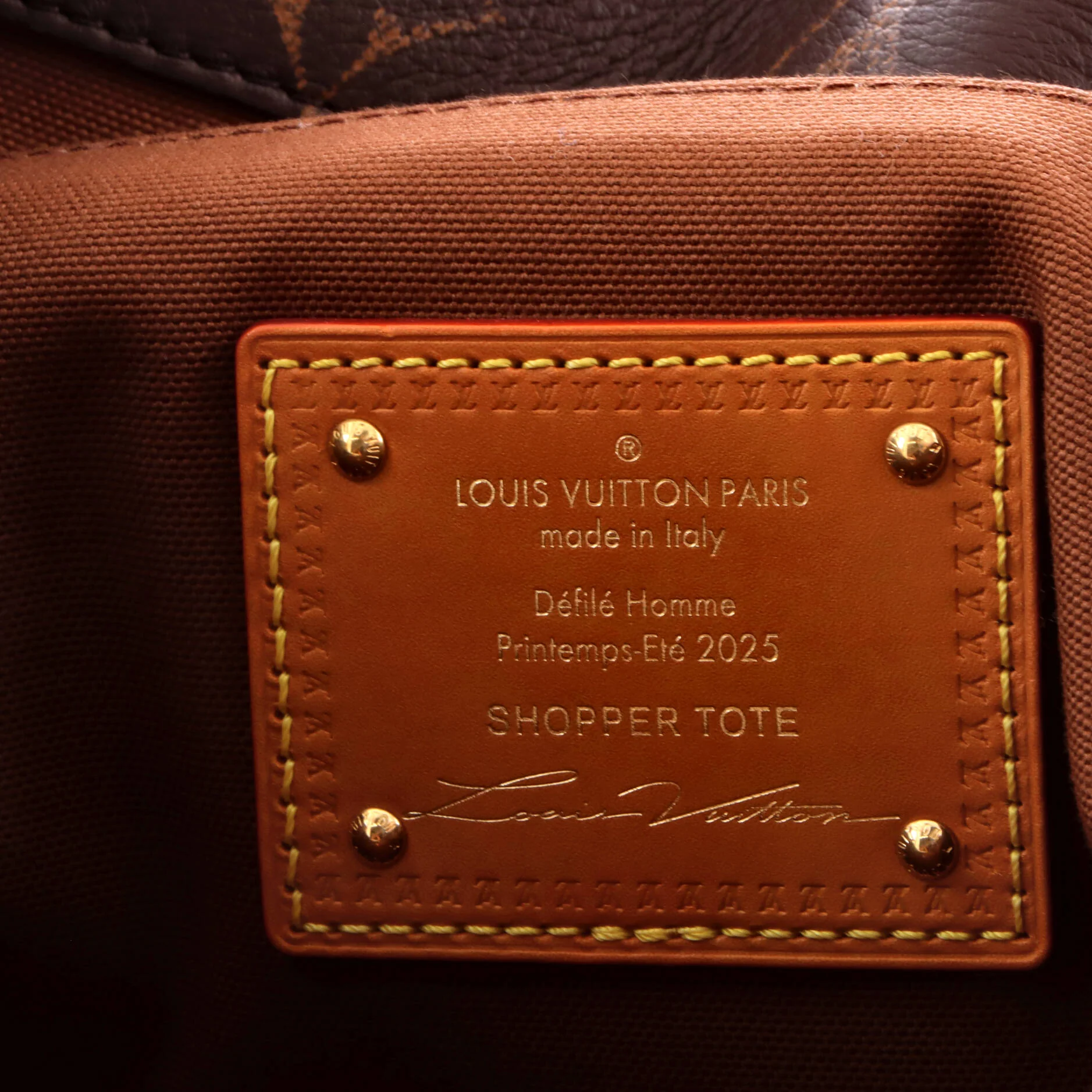 Shopper Tote Monogram Leather MM - Image 7