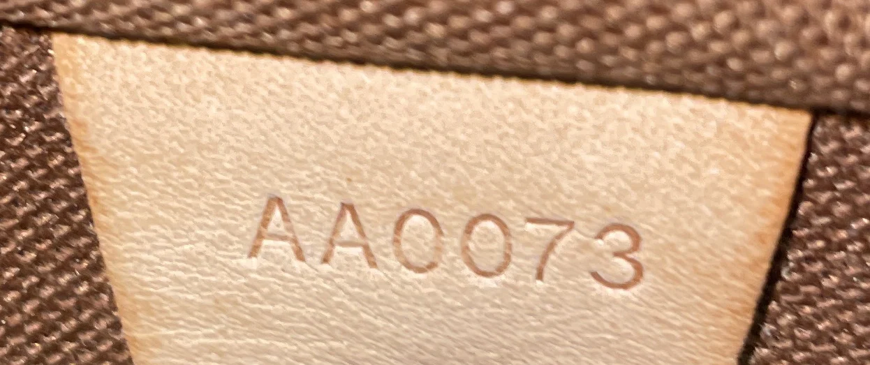 Speedy Handbag Monogram Canvas 30 - Image 8