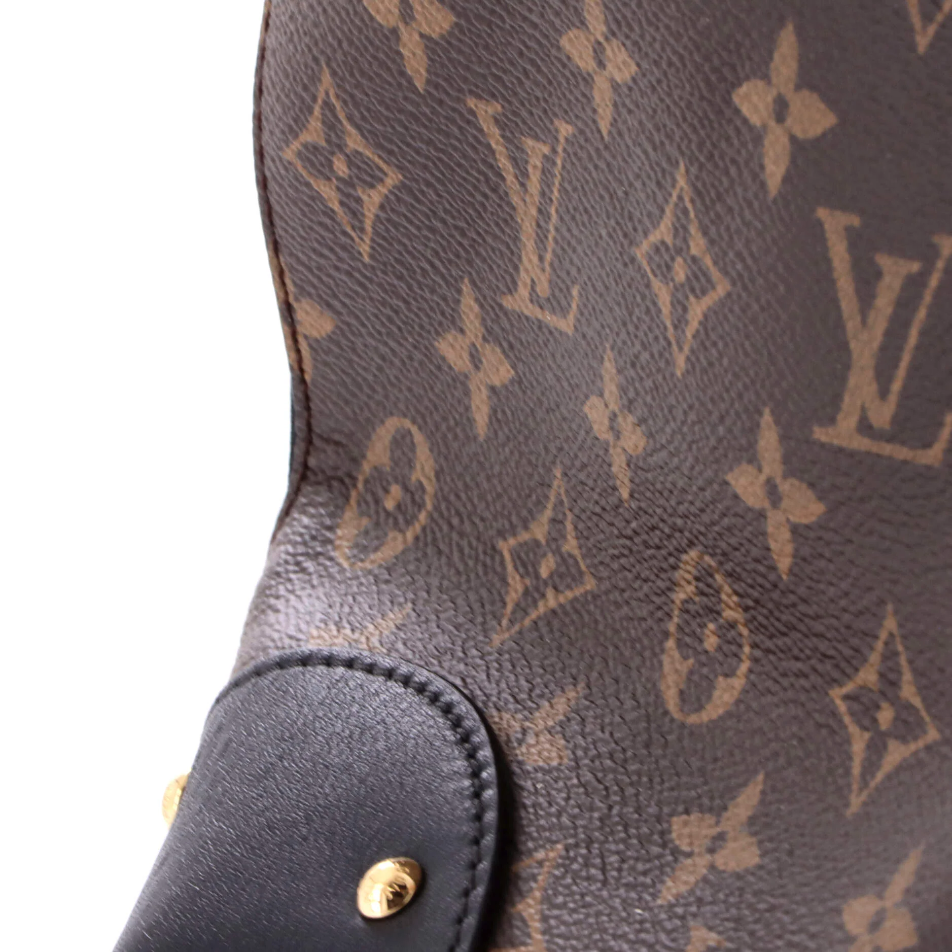 Triangle Softy Bag Reverse Monogram Canvas - Image 7