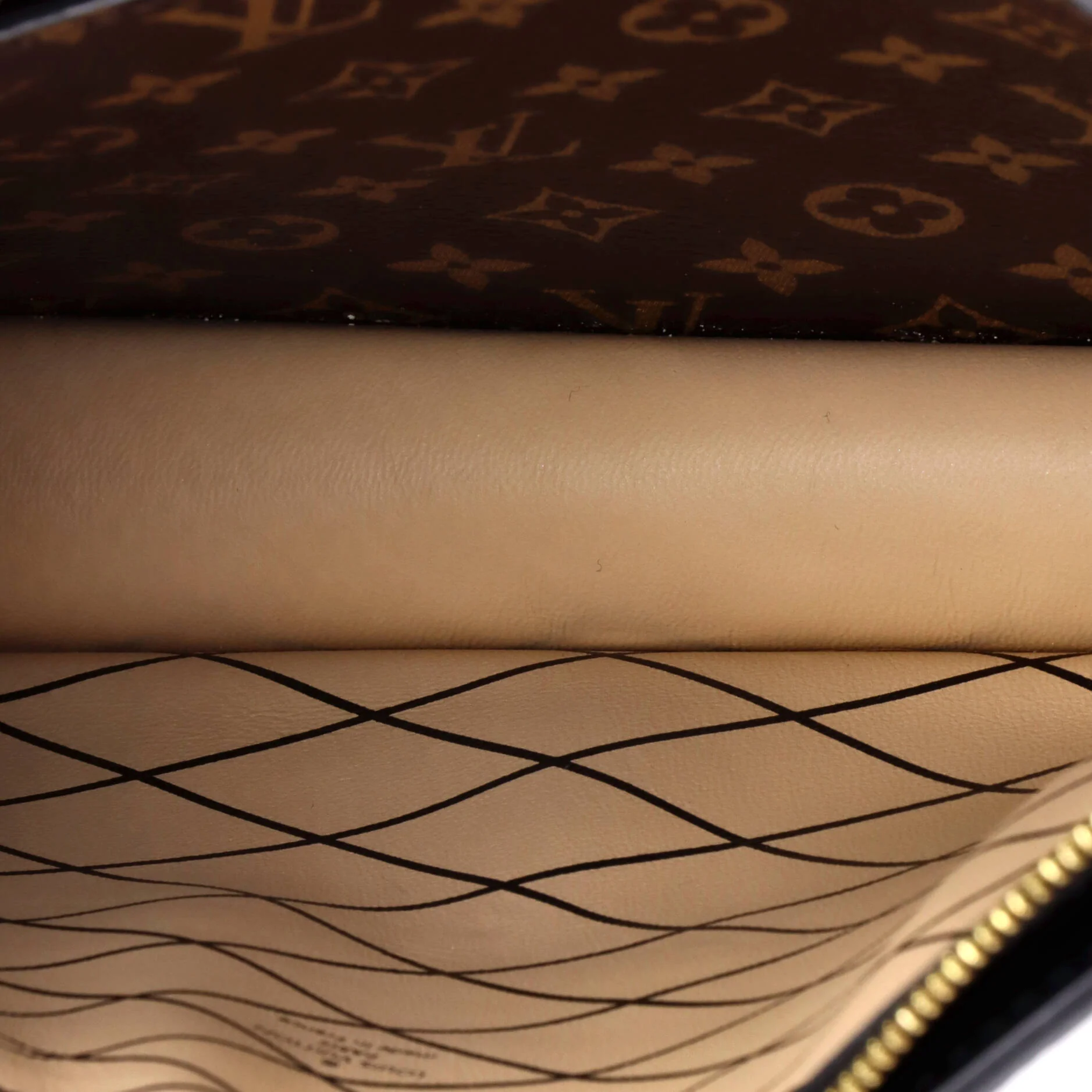 Trunk Clutch Reverse Monogram Canvas - Image 5