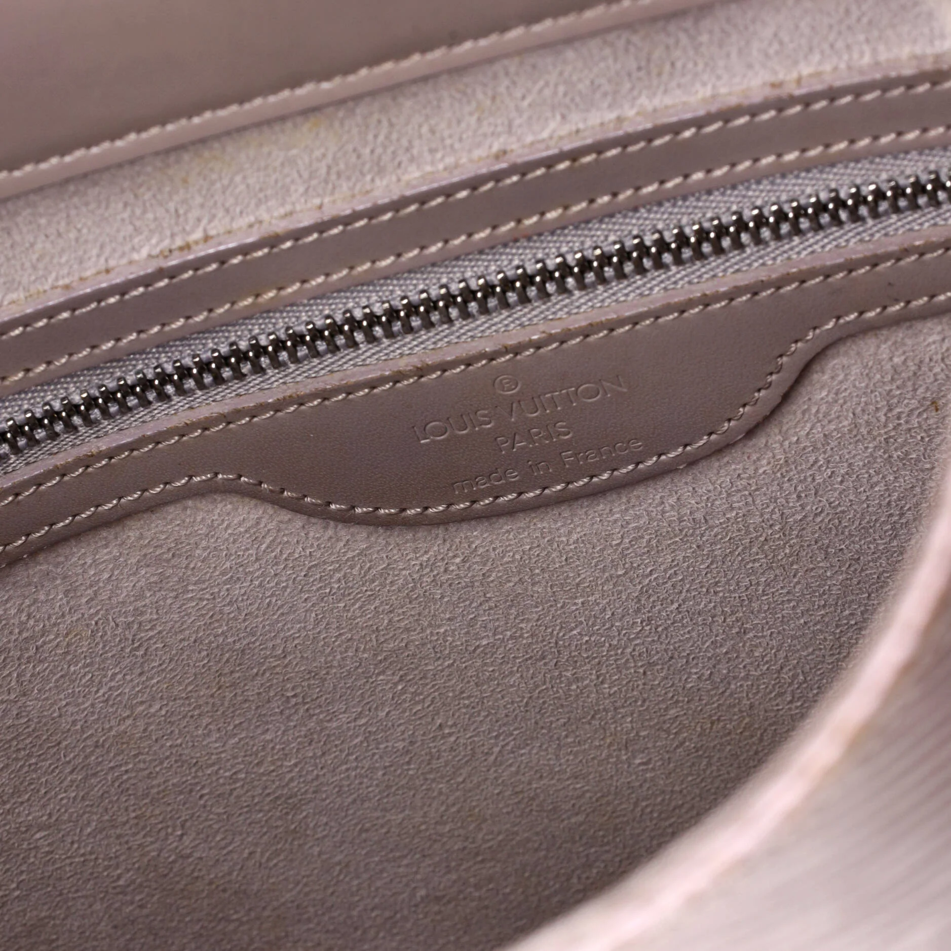 Verseau Handbag Epi Leather - Image 7