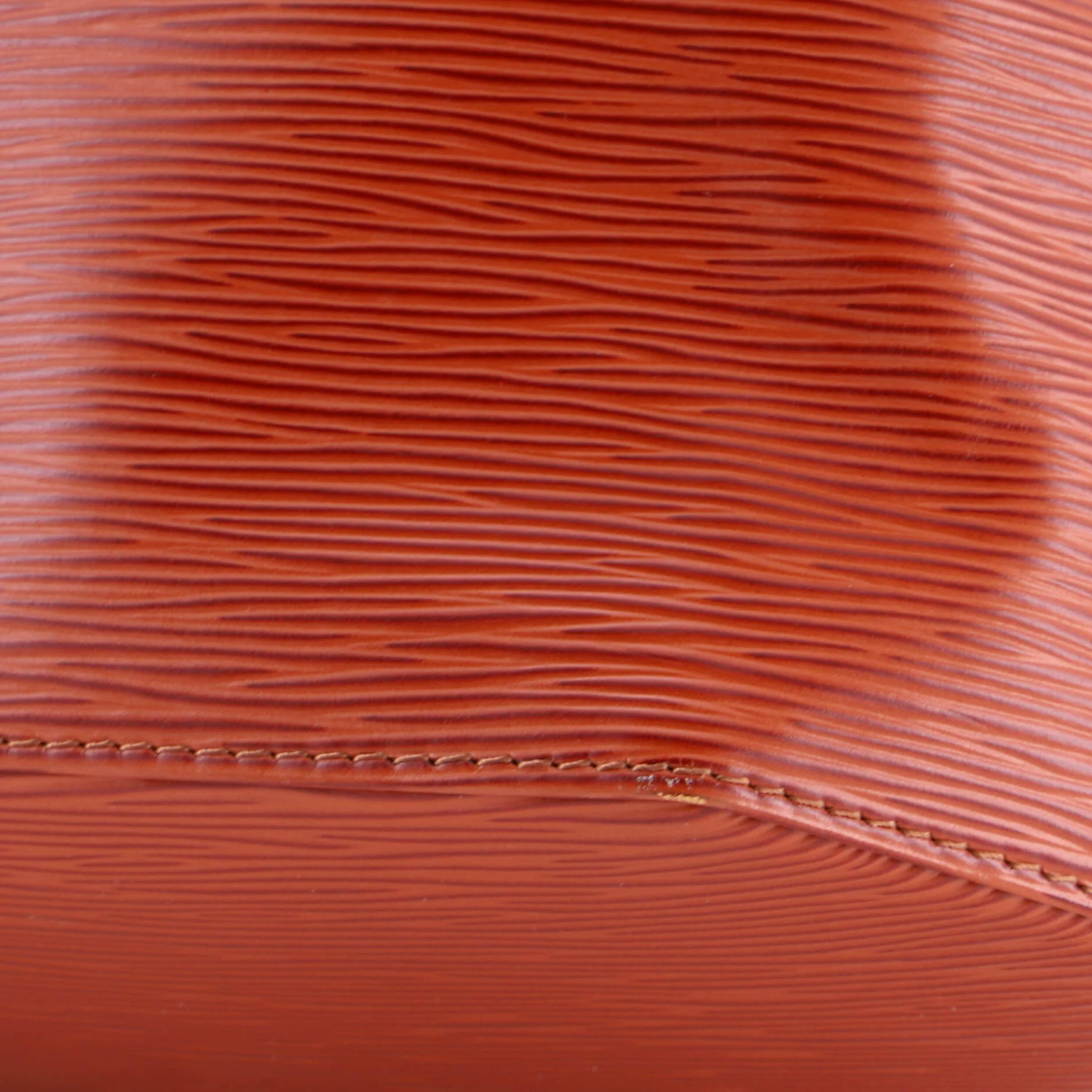 Vintage Sac d'Epaule Handbag Epi Leather PM - Image 6