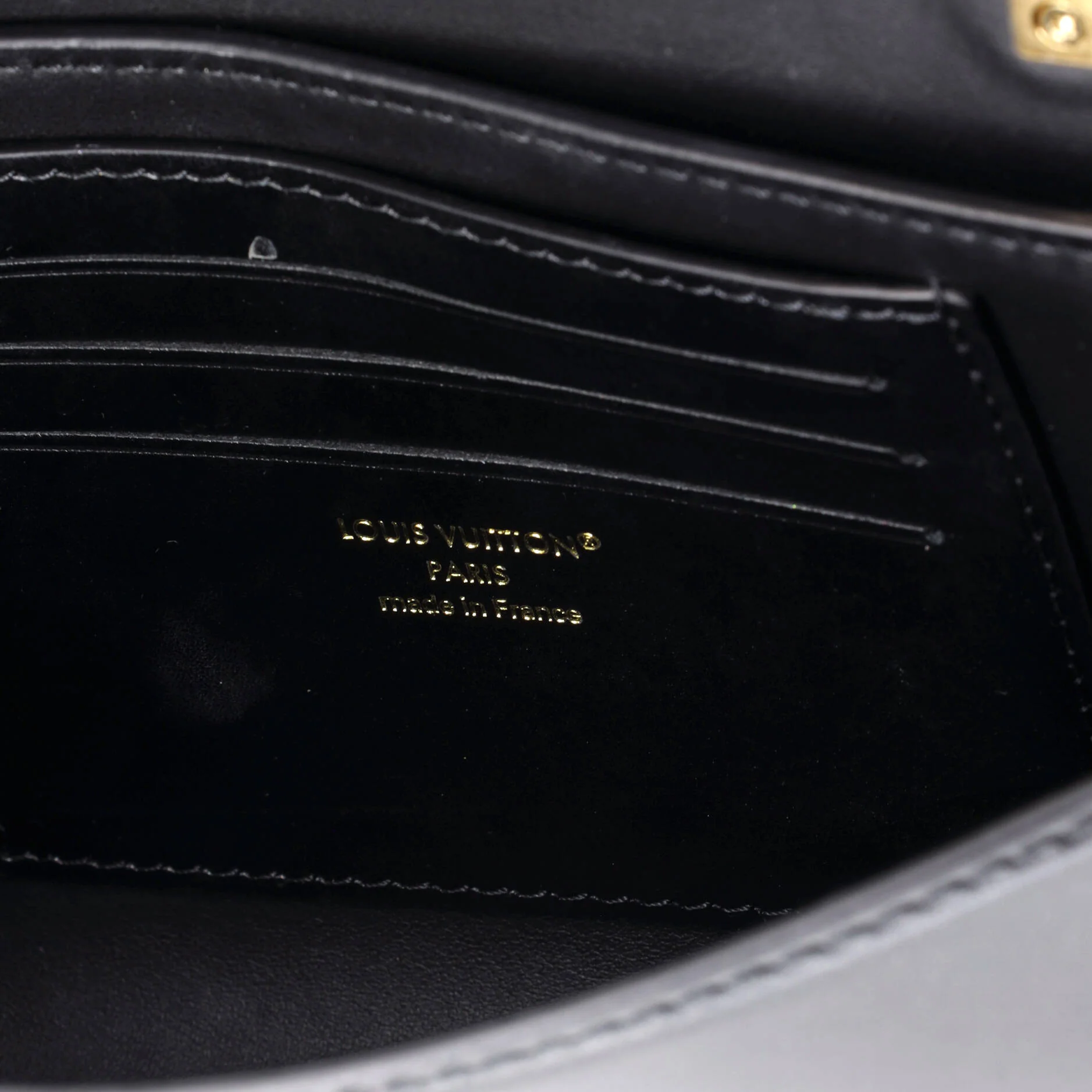 Wallet on Chain Capucines Leather - Image 7