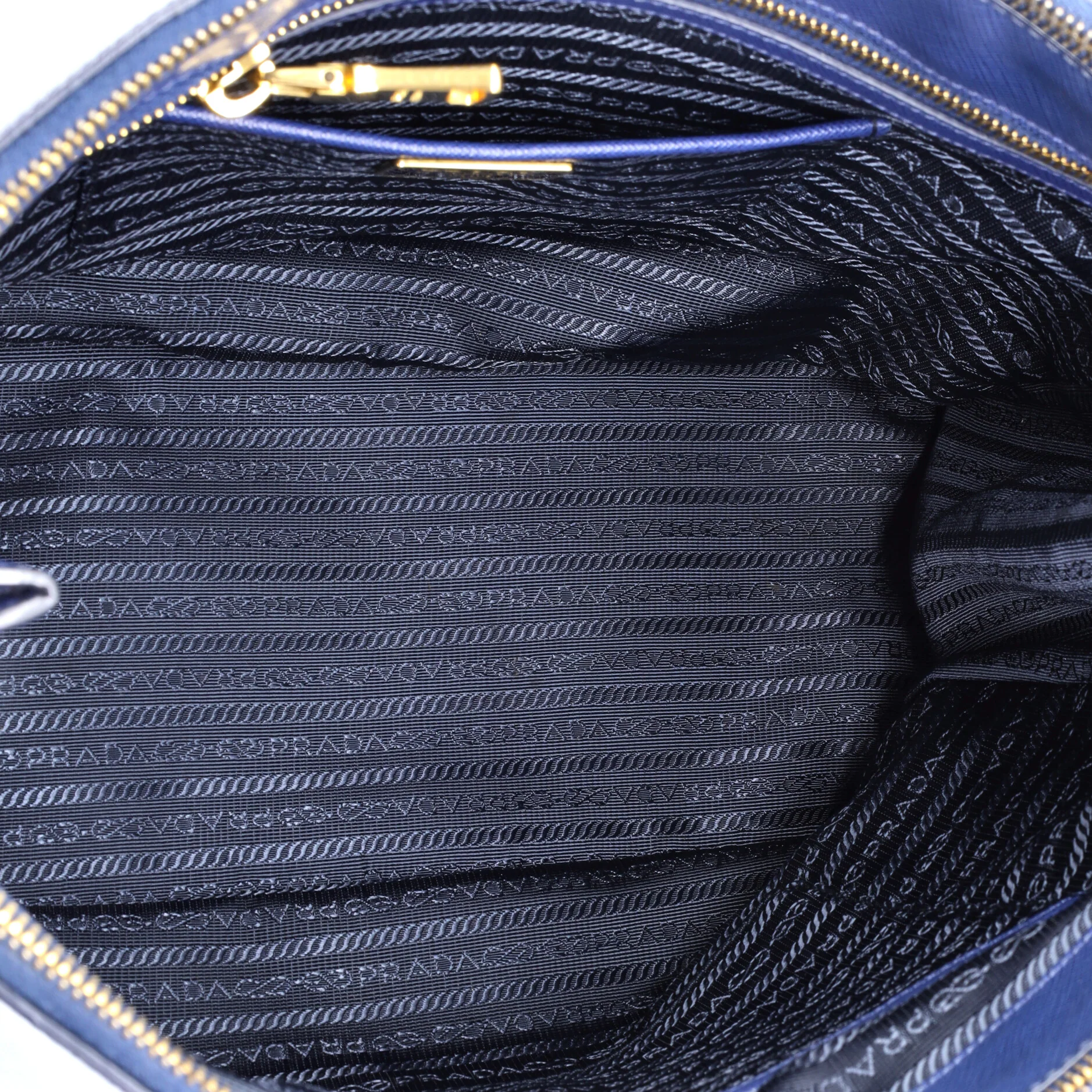 Double Zip Lux Tote Saffiano Leather Large - Image 5