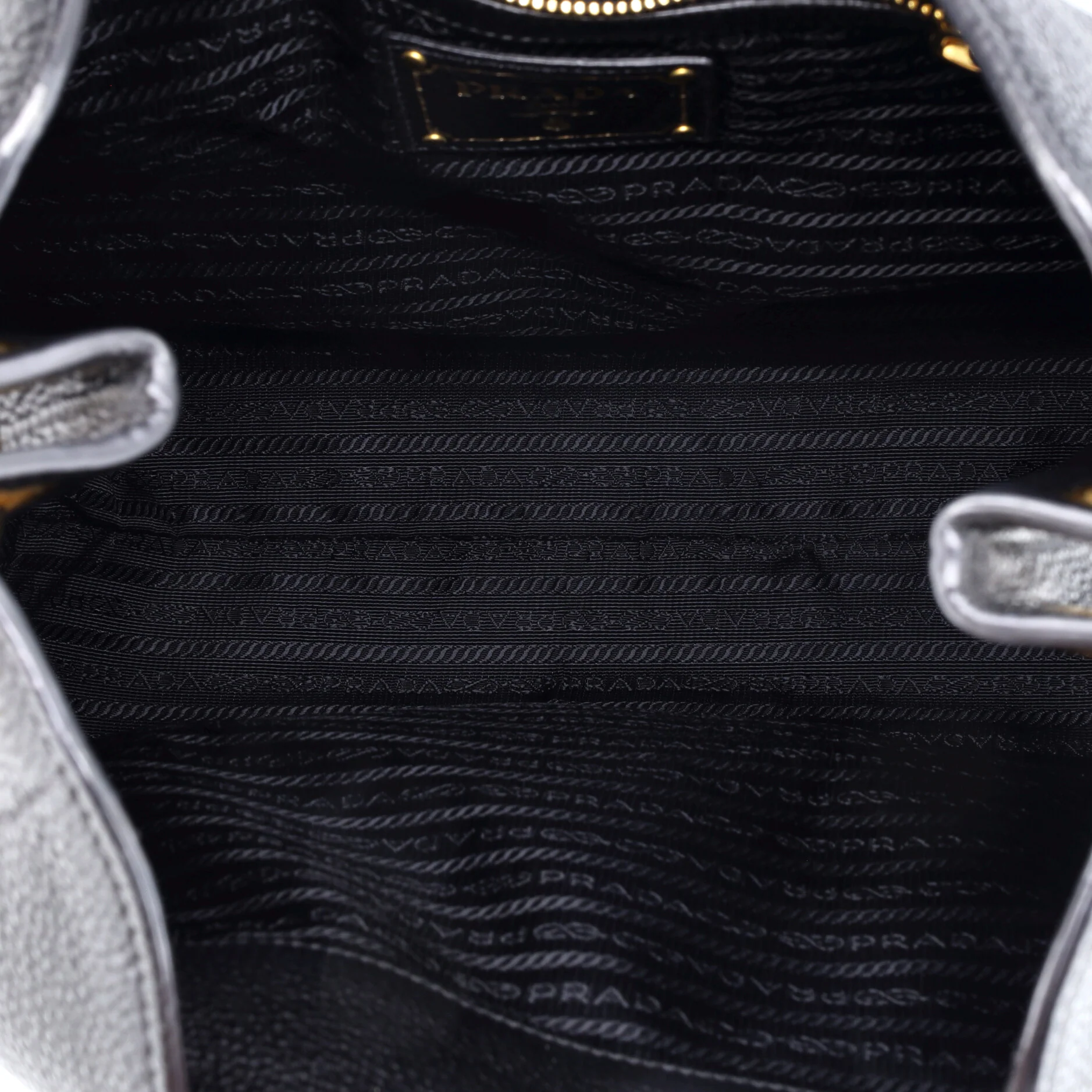 Logo Hobo Embossed Vitello Daino Medium - Image 5