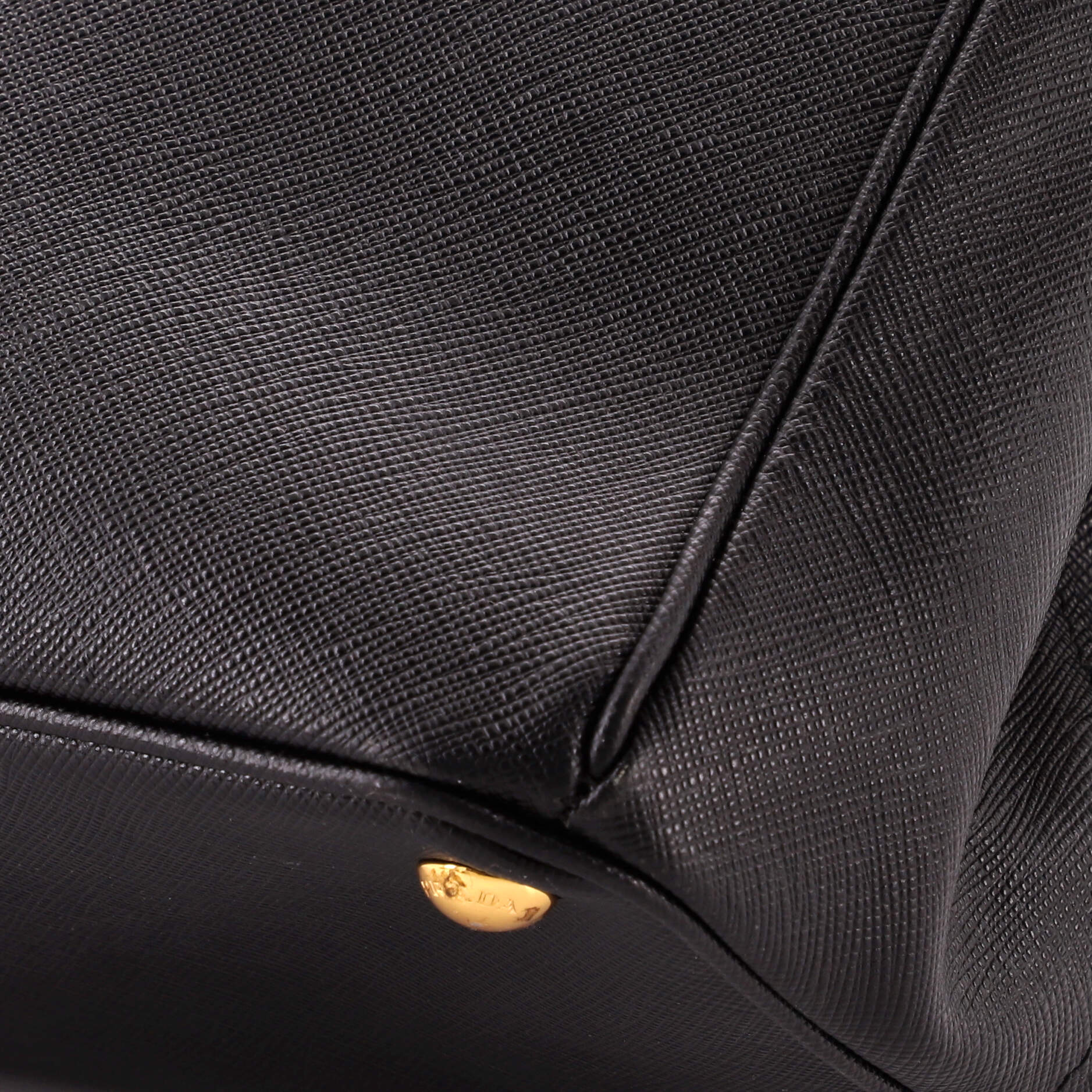 Lux Open Tote Saffiano Leather Large - Image 6