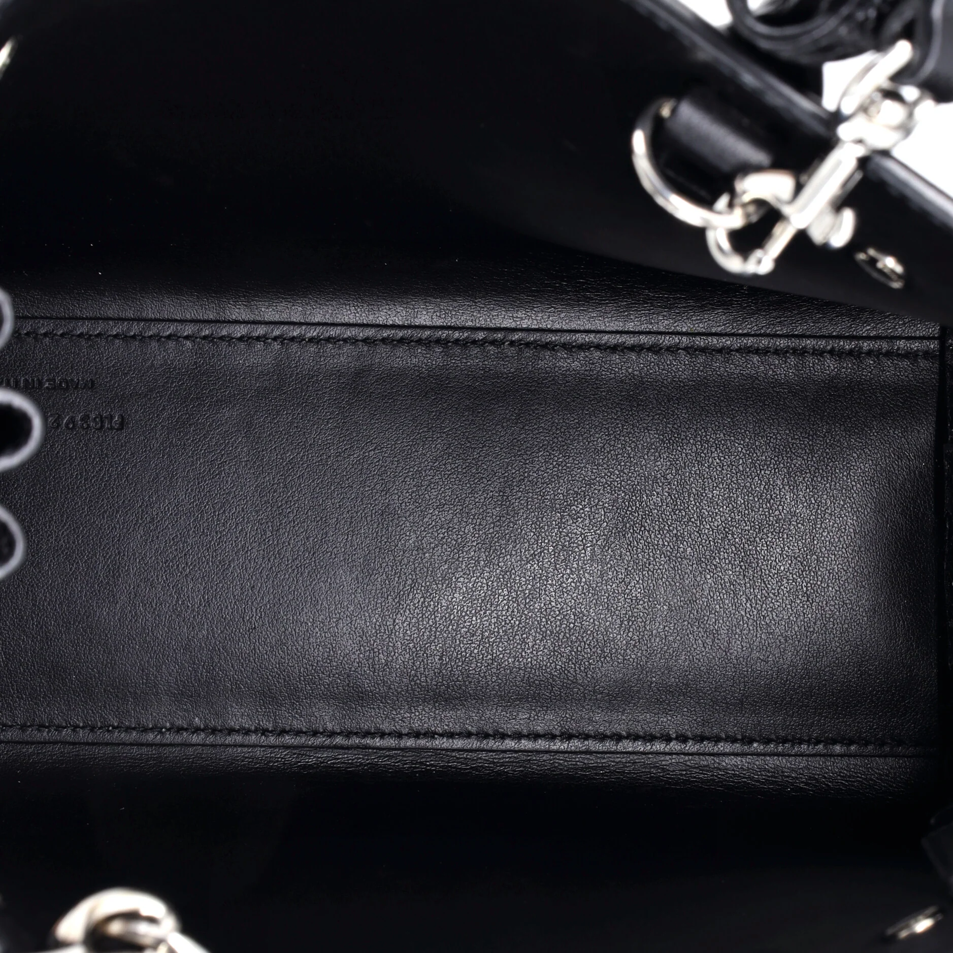 Sac de Jour Bag Leather Nano - Image 5