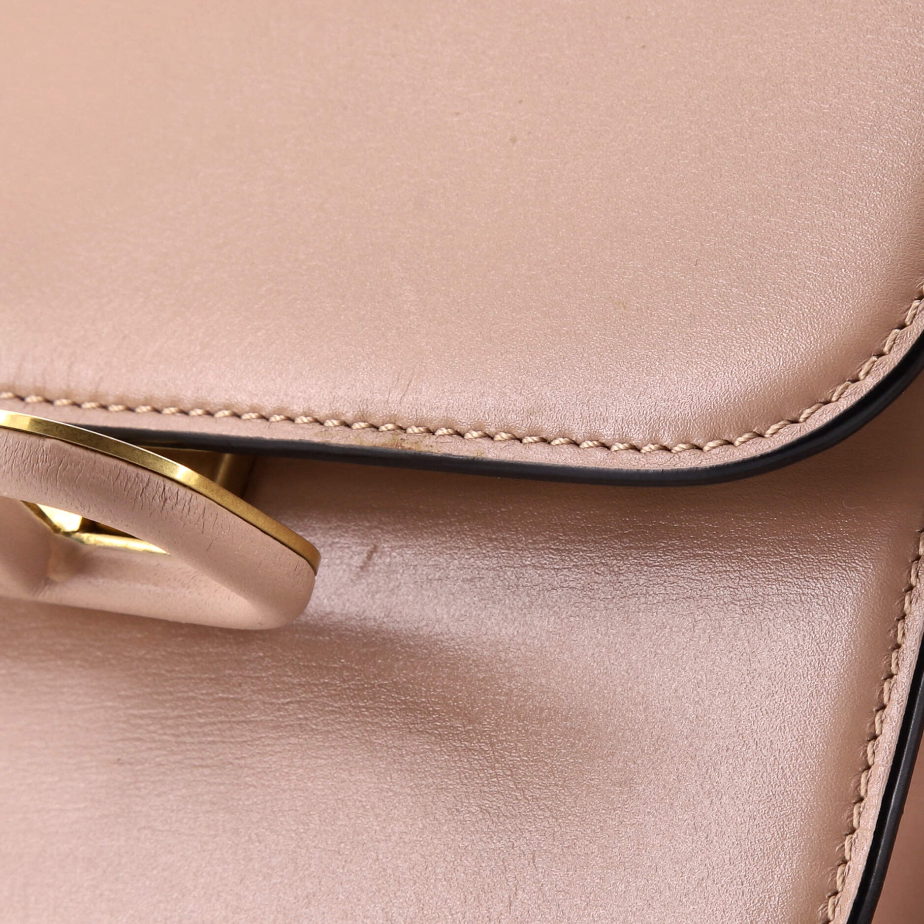 VSling Shoulder Bag Leather Small - Image 7
