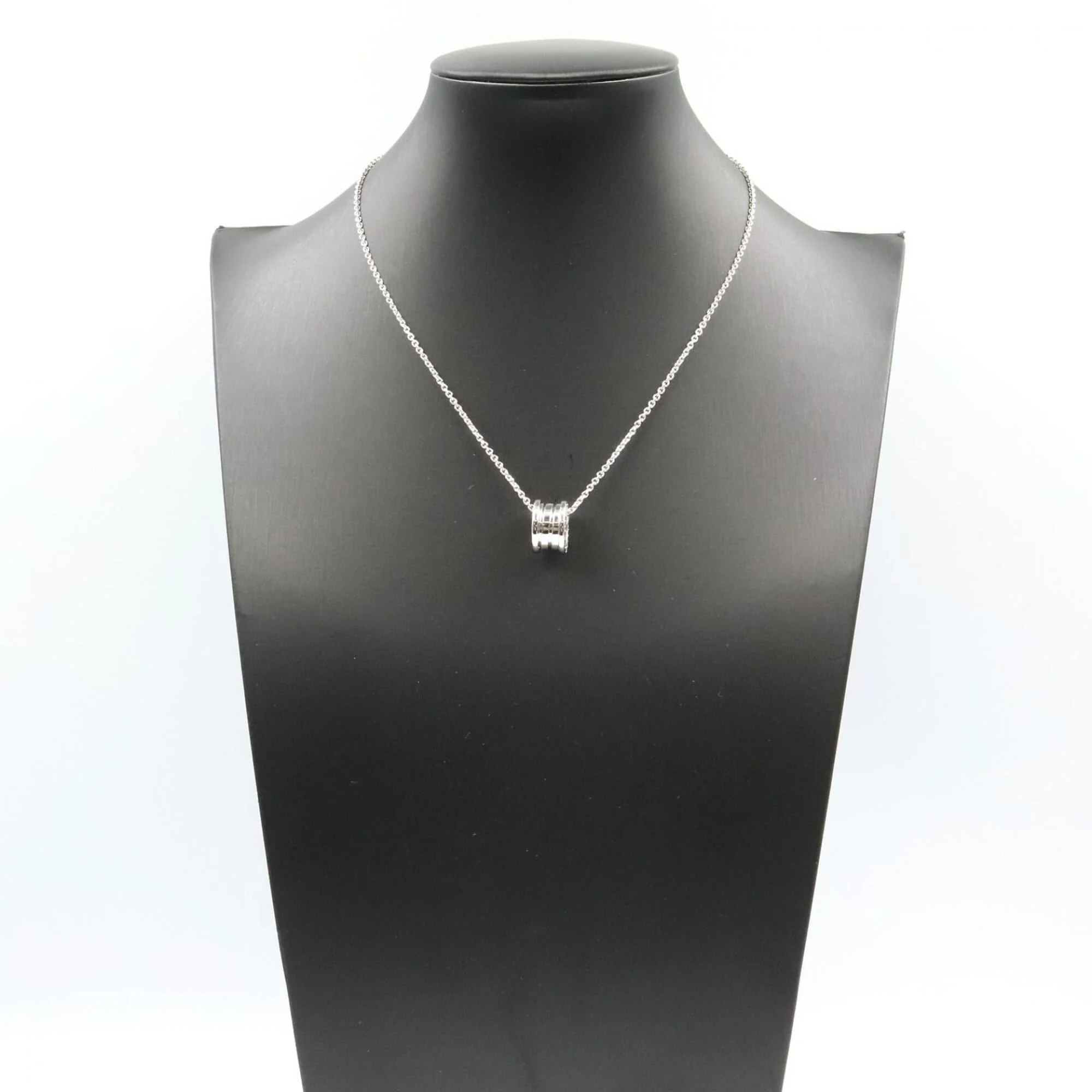 B Pendant Necklace 18K White Gold - Image 7