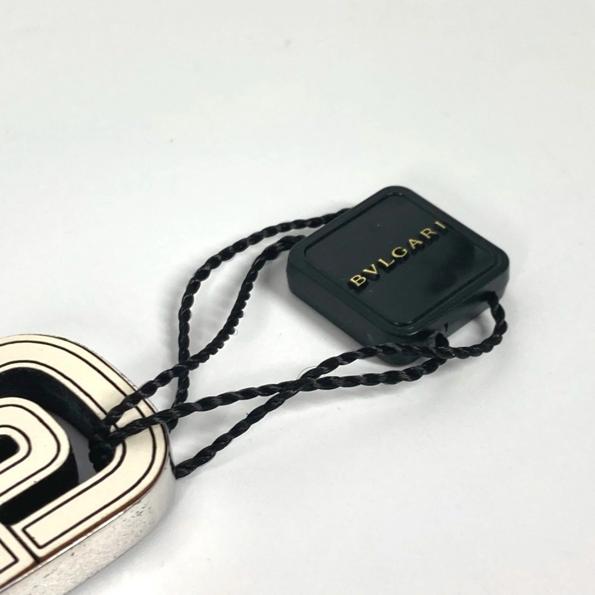 Parentesi Pendant Necklace Leather - Image 8