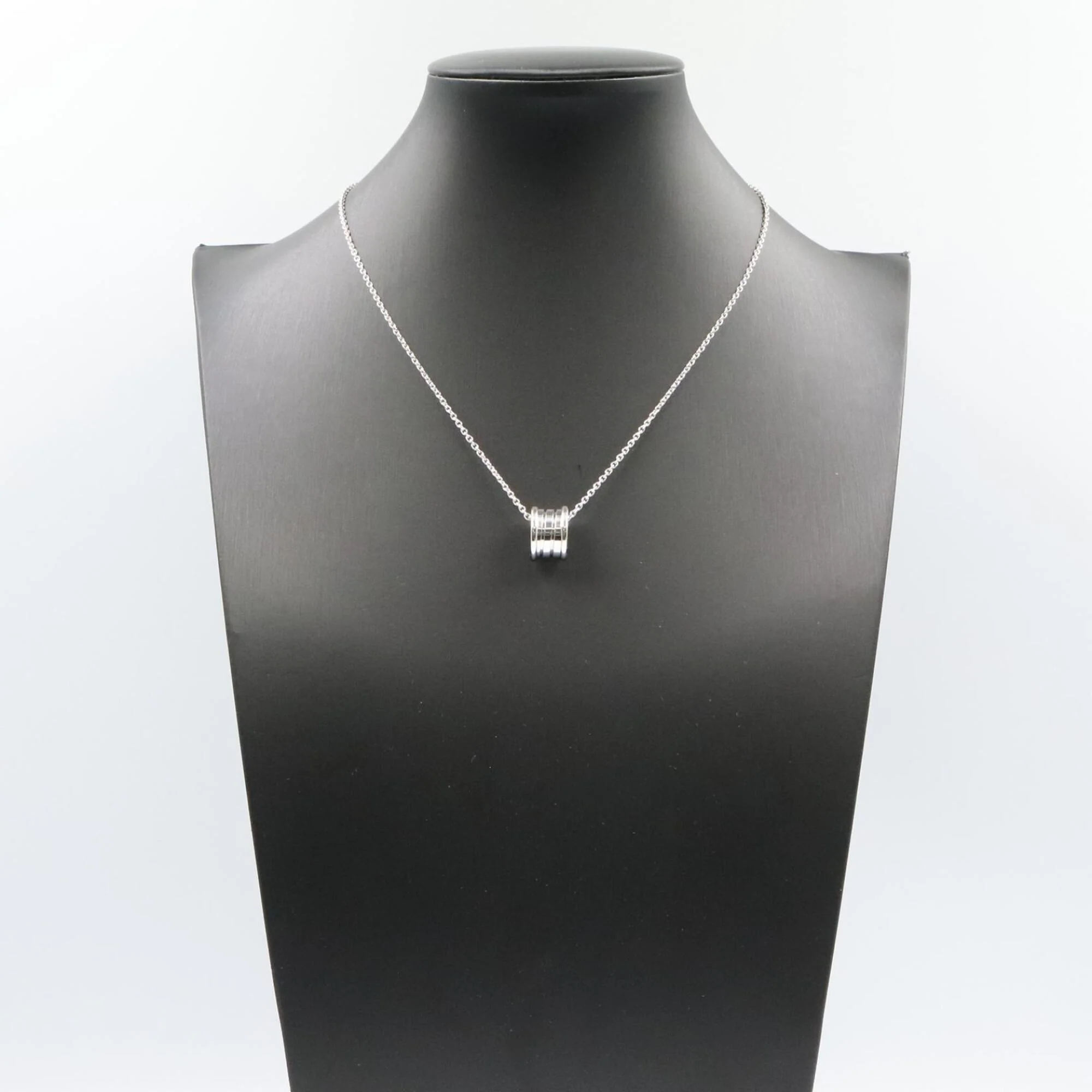 Pendant Necklace 18K White Gold - Image 5