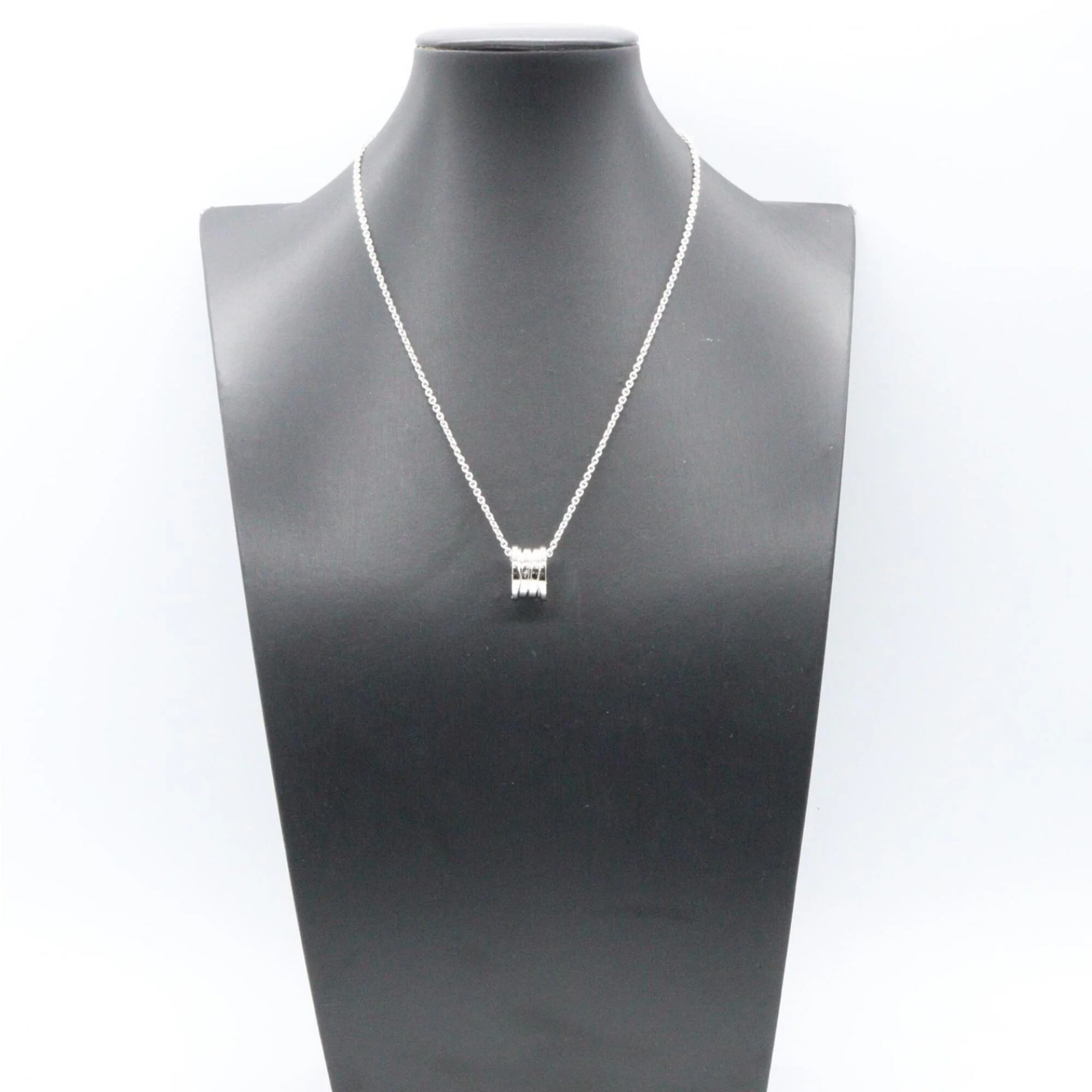 Pendant Necklace 18K White Gold - Image 6