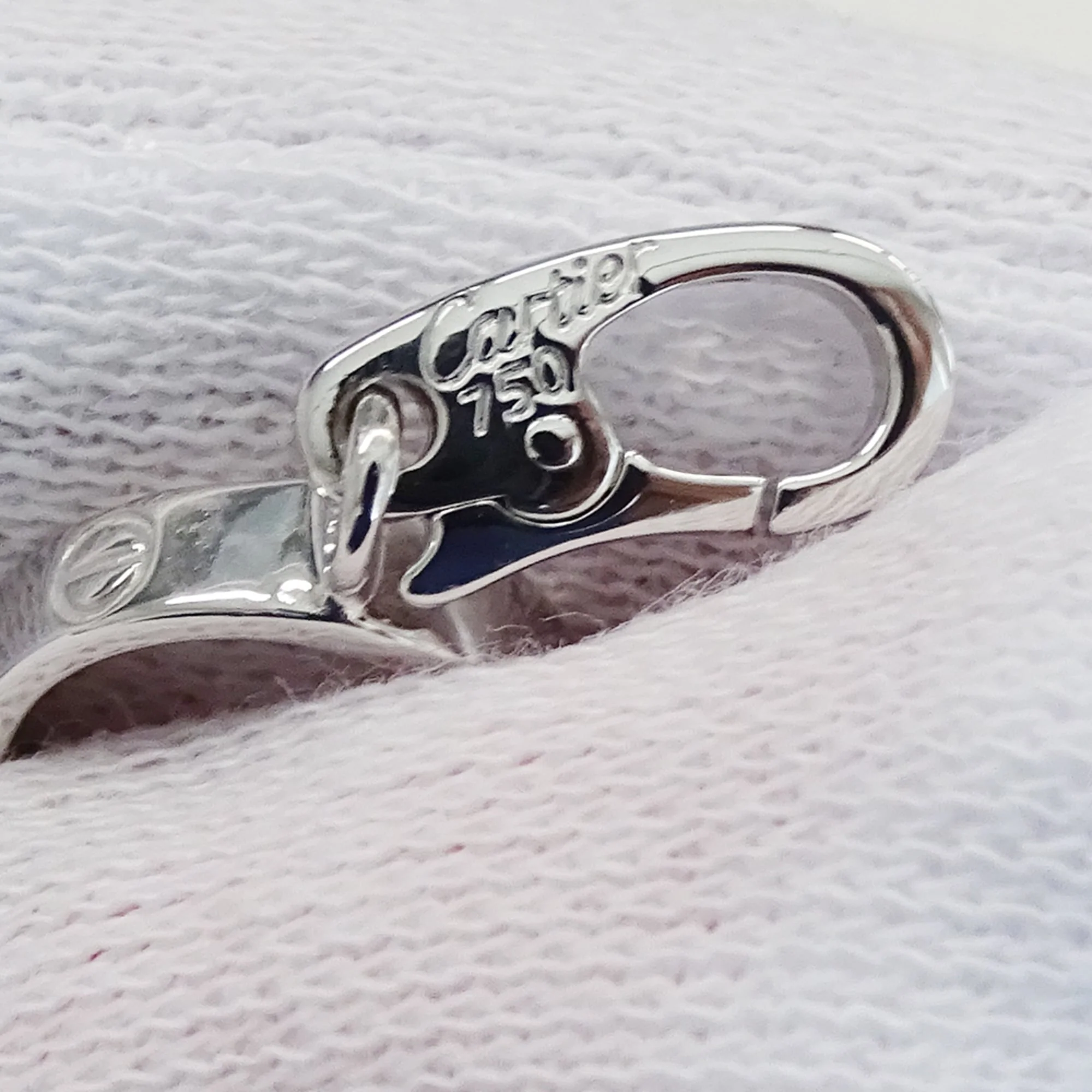 Love Pendant Necklace White Gold - Image 7