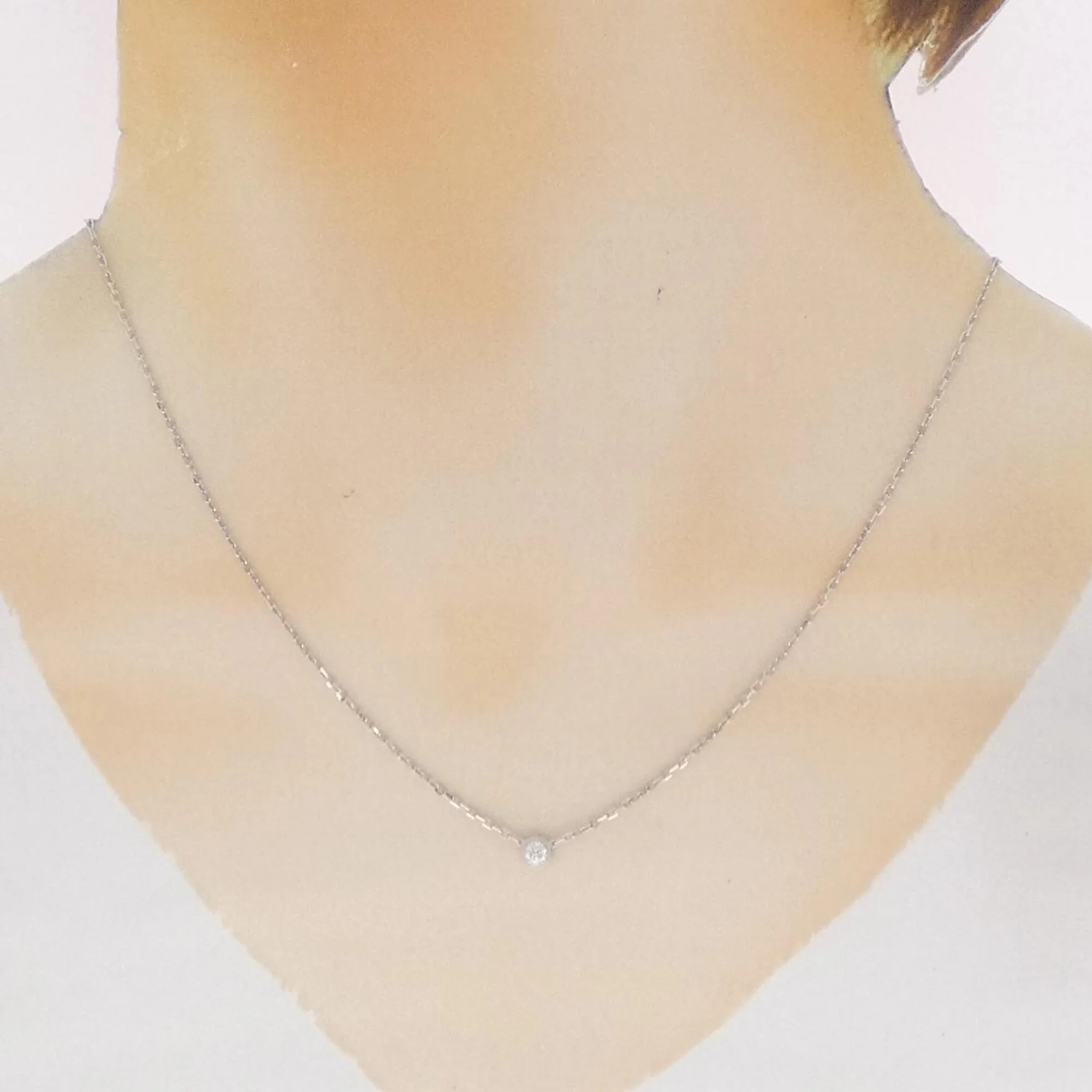 Pendant Necklace 18K White Gold Small - Image 6