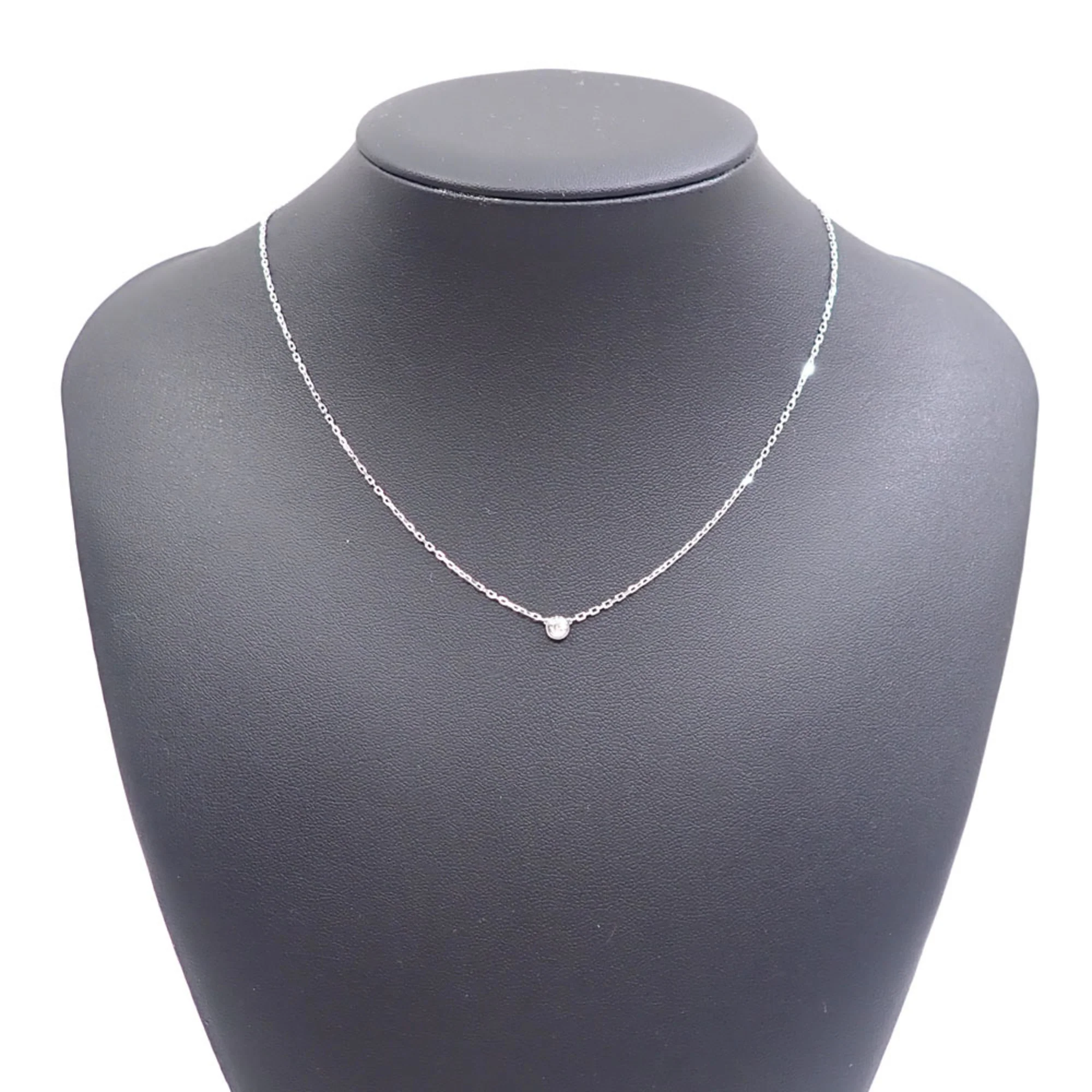 Pendant Necklace 18K White Gold Small with Diamond - Image 7