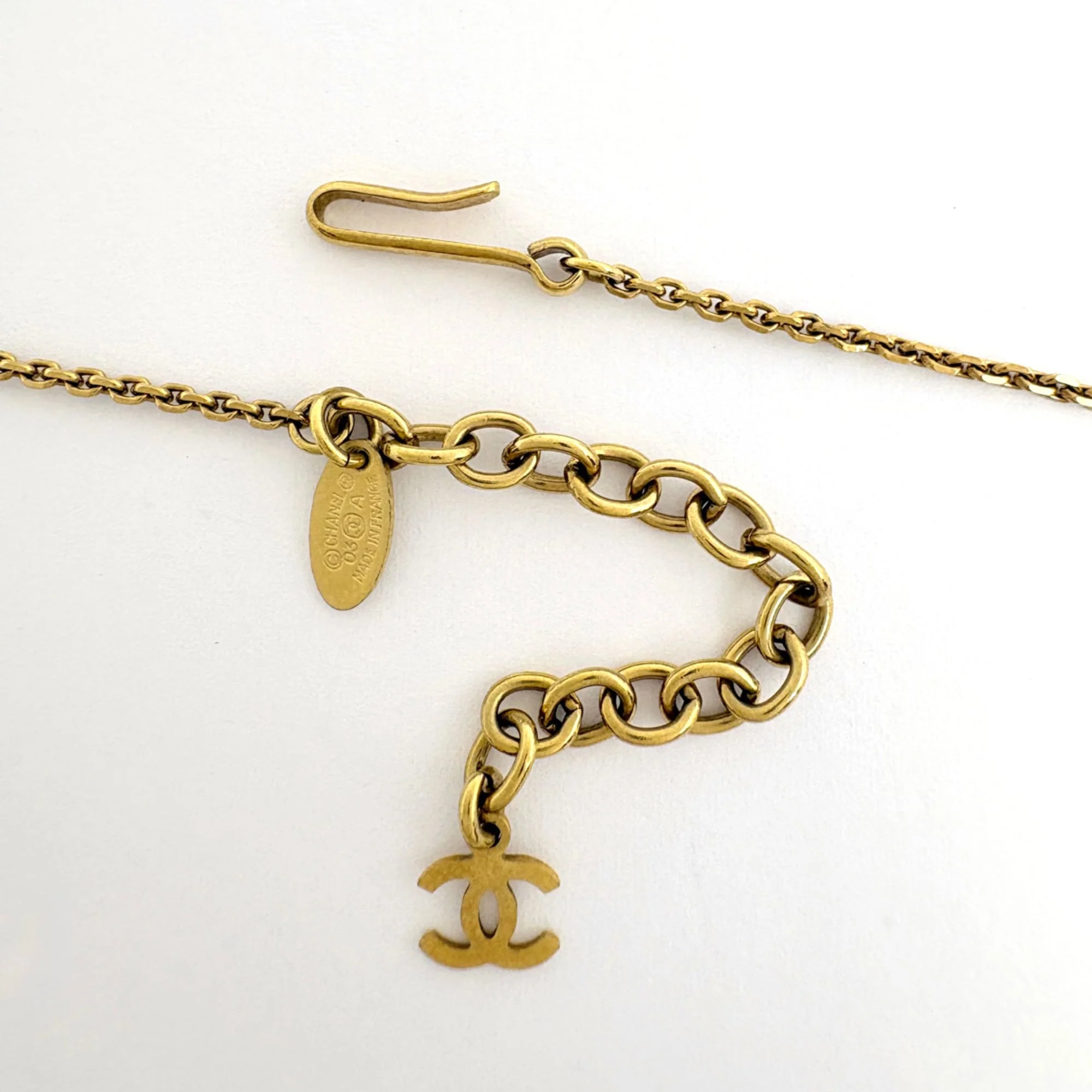CC Logo Clover Pendant Necklace Gold-Tone Metal - Image 3