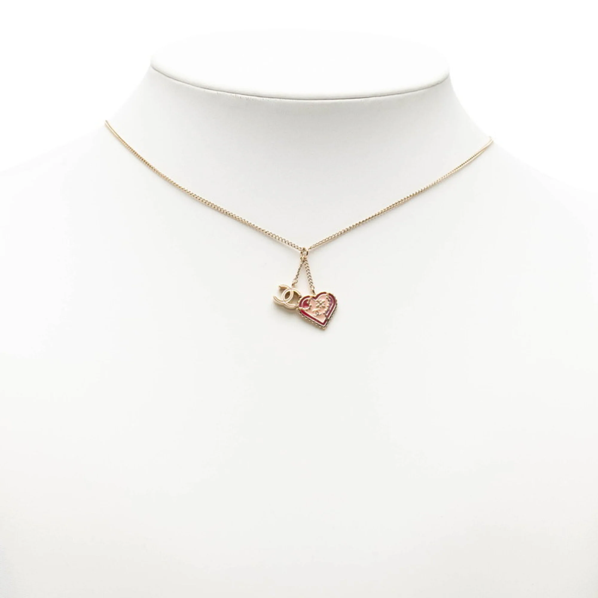 CC Logo Heart Pendant Necklace Metal - Image 6