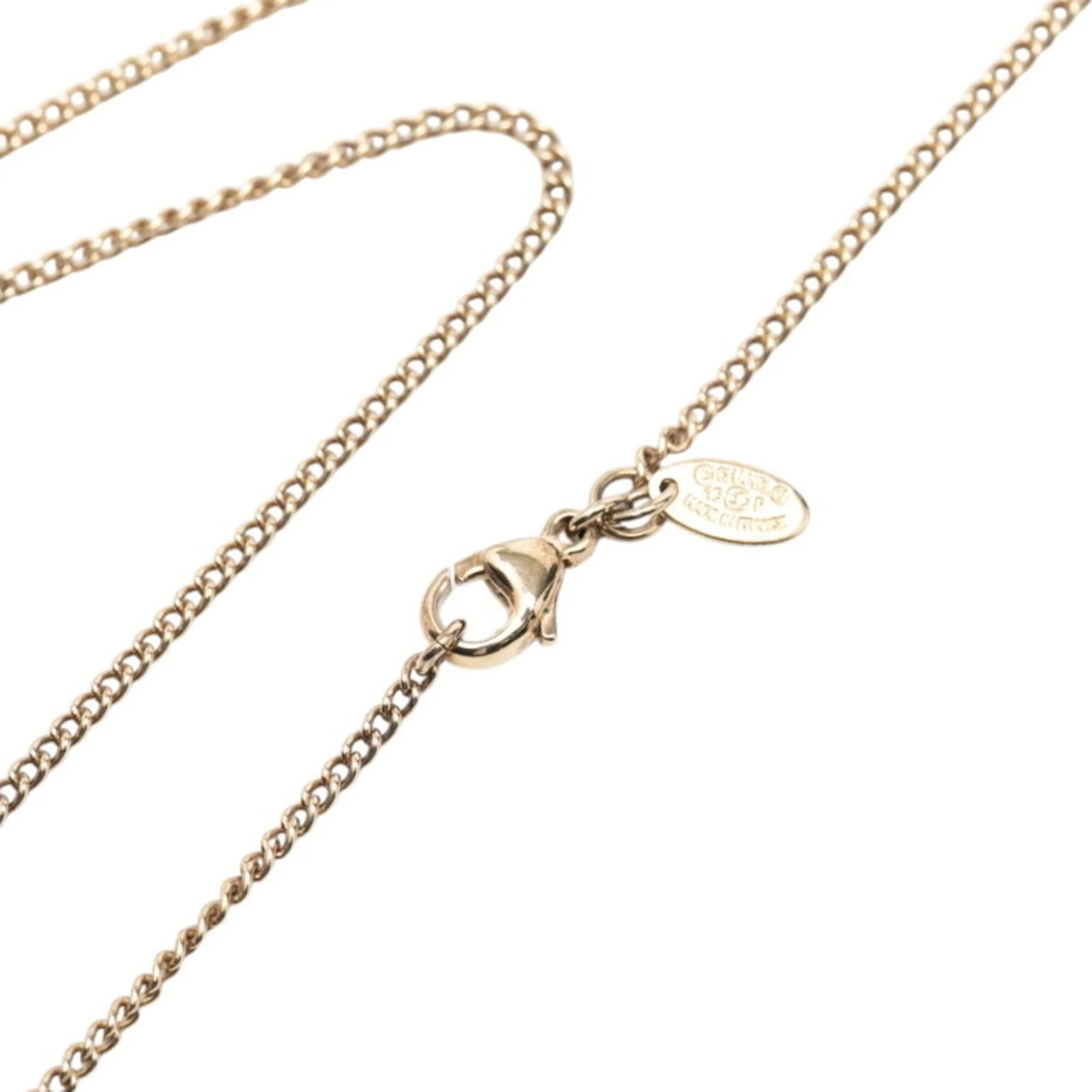 CC Logo Pendant Necklace Metal - Image 4