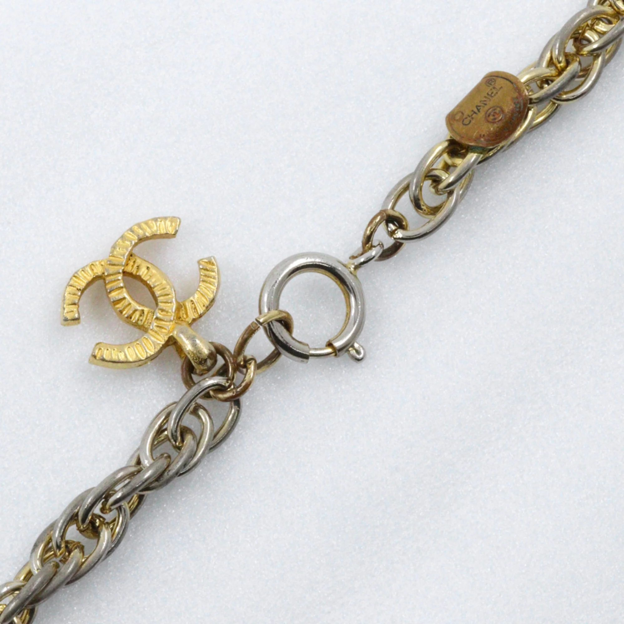 CC Logo Pendant Necklace Metal - Image 5