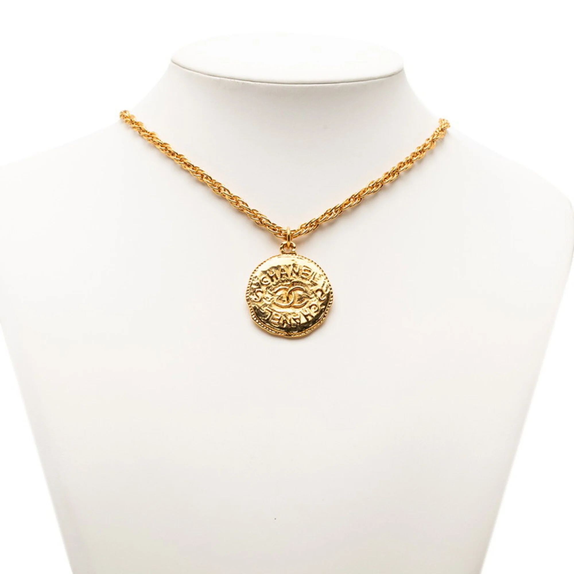 CC Logo Pendant Necklace Metal - Image 5