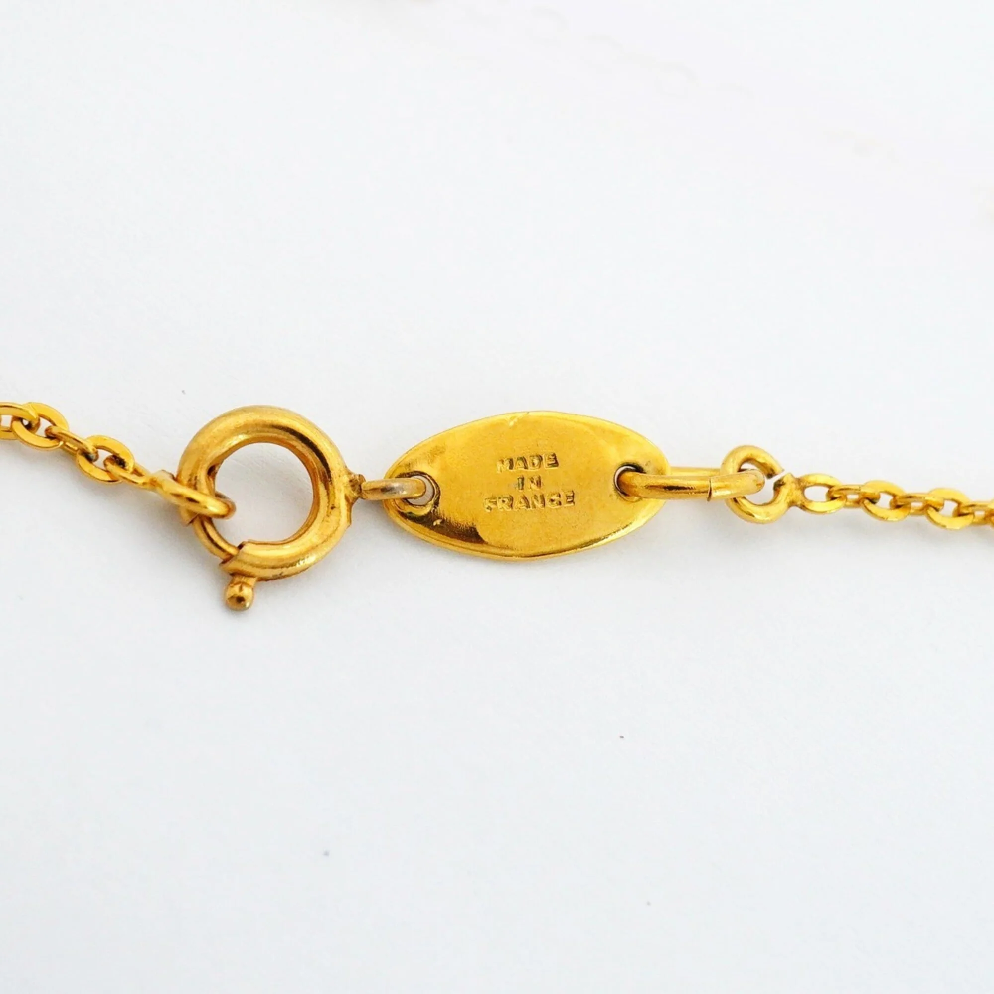 CC Logo Pendant Necklace Metal - Image 5