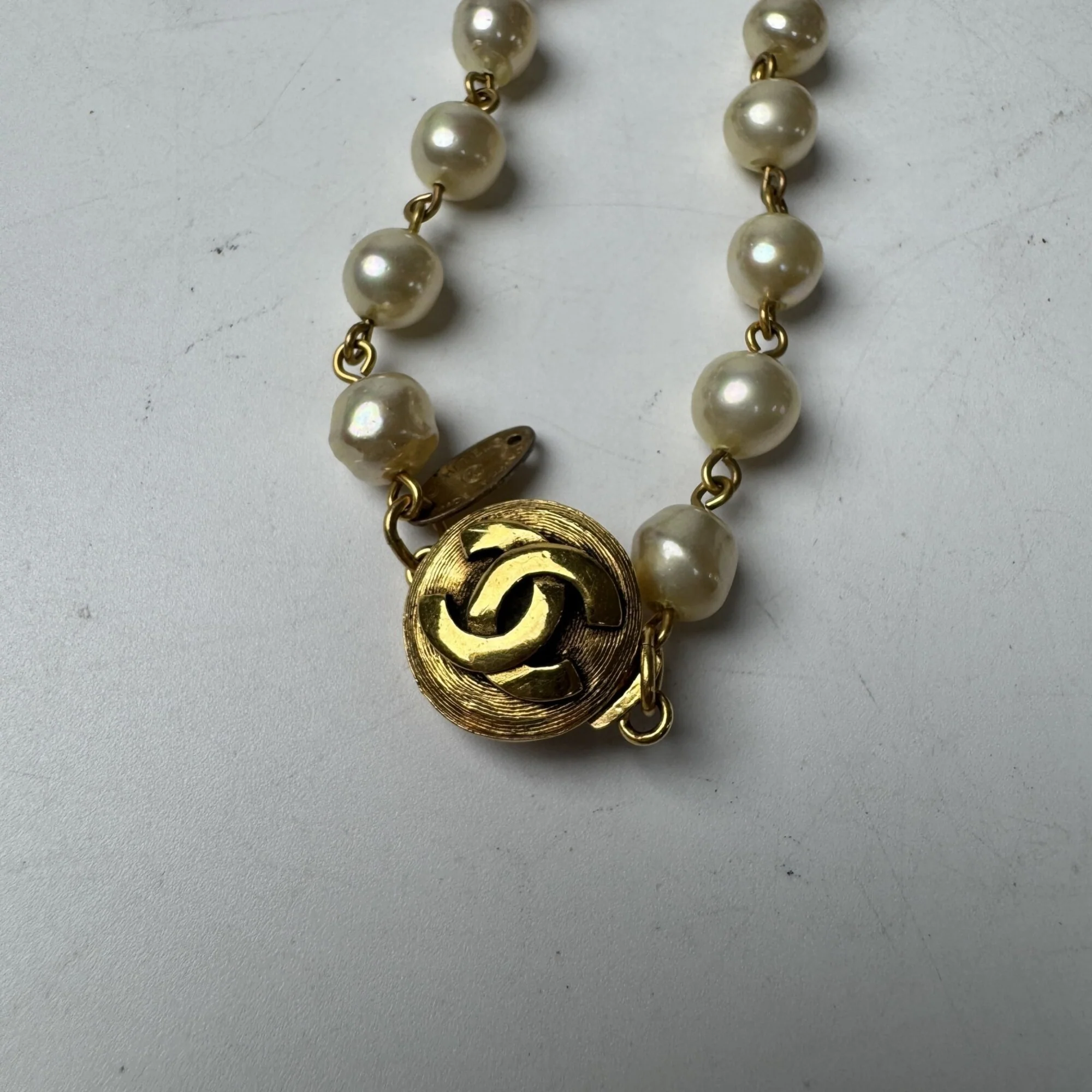 CC Logo Pendant Necklace Metal - Image 5