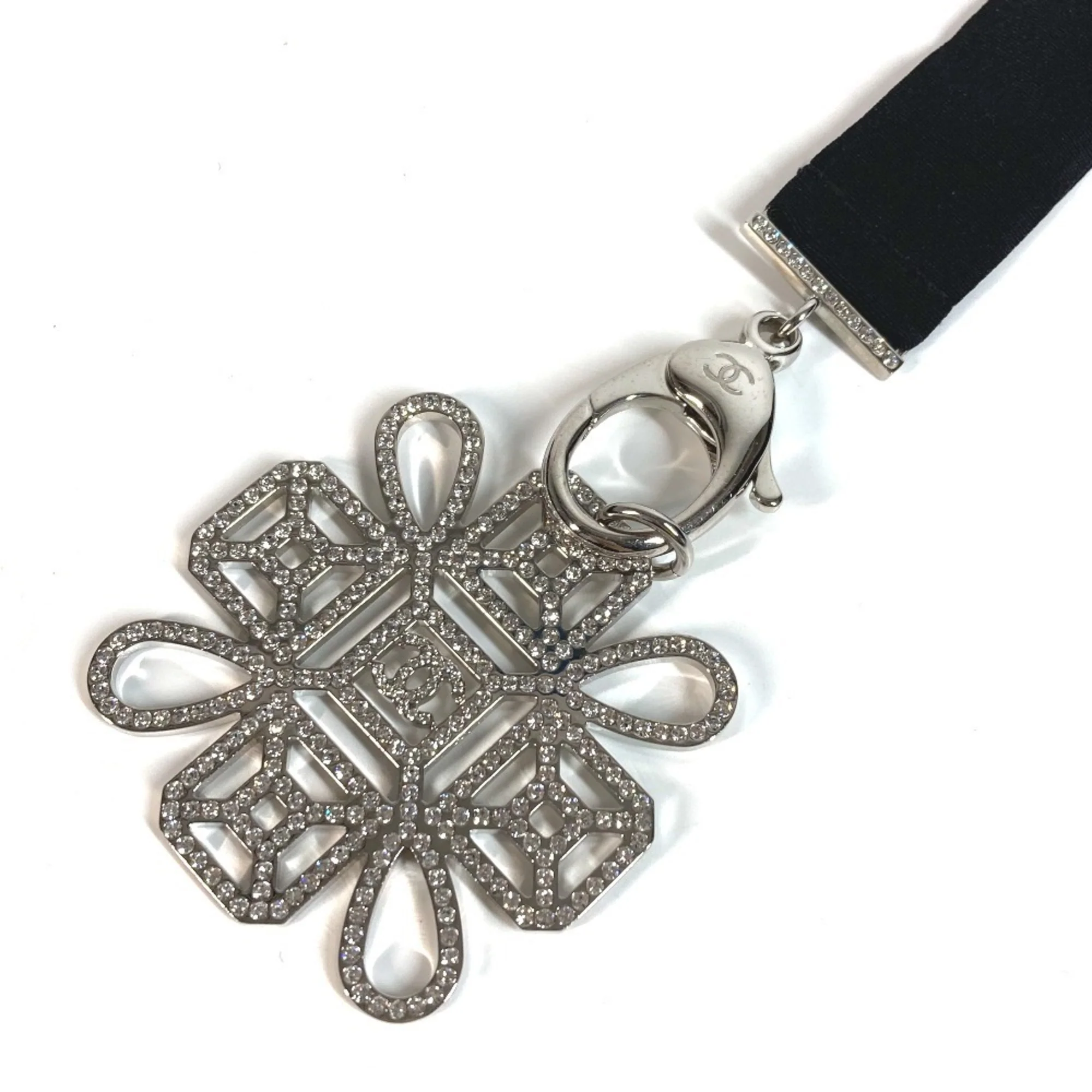 CC Logo Pendant Necklace Metal - Image 3