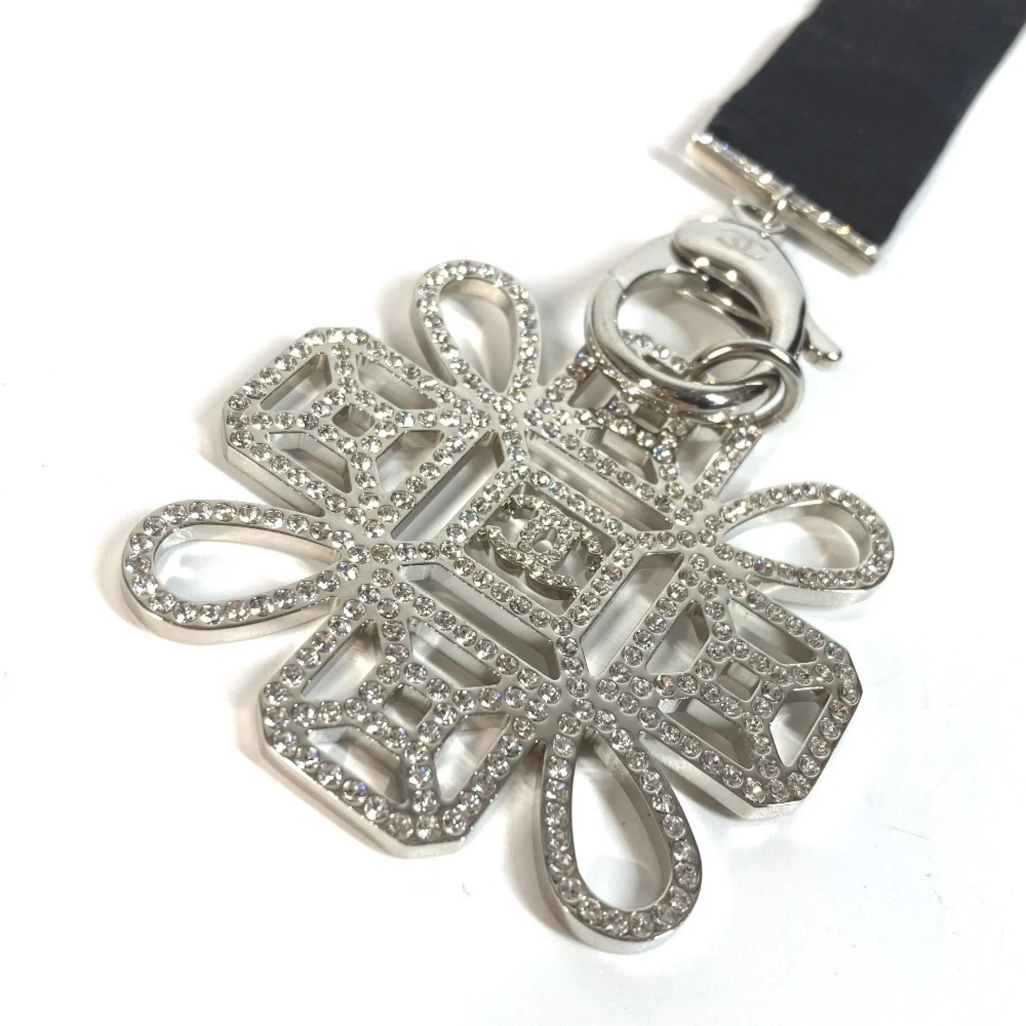 CC Logo Pendant Necklace Metal - Image 5