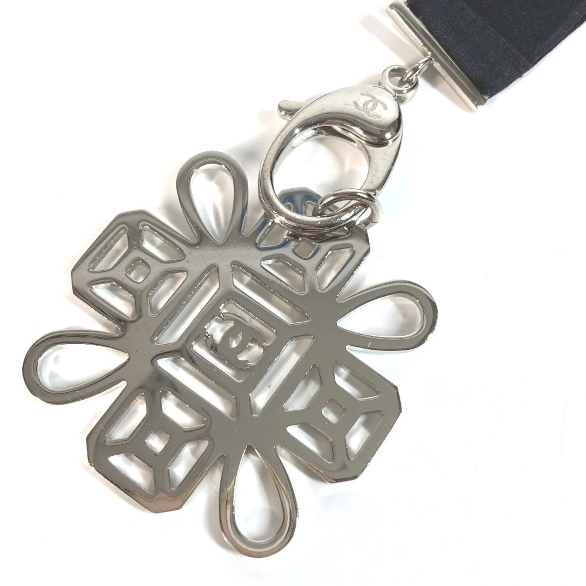 CC Logo Pendant Necklace Metal - Image 7