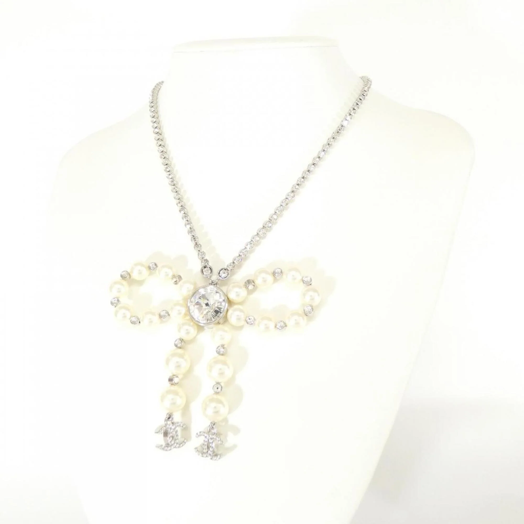 Pendant Necklace Artificial Pearl Silver White - Image 5