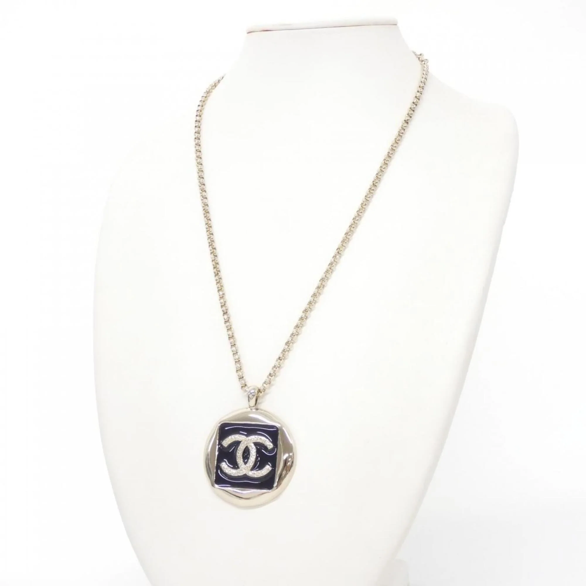 Pendant Necklace Metal Black - Image 5