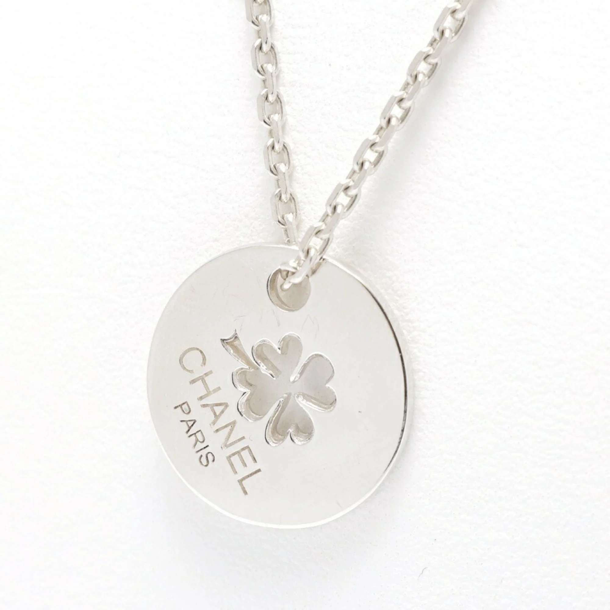 Pendant Necklace Sterling Silver Clover Motif 44.5 Cm
