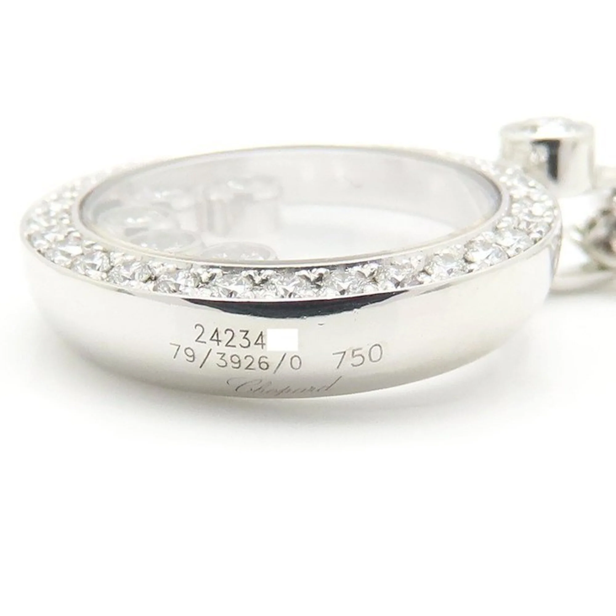 Happy Diamonds Pendant Necklace 18K White Gold and Diamond - Image 8
