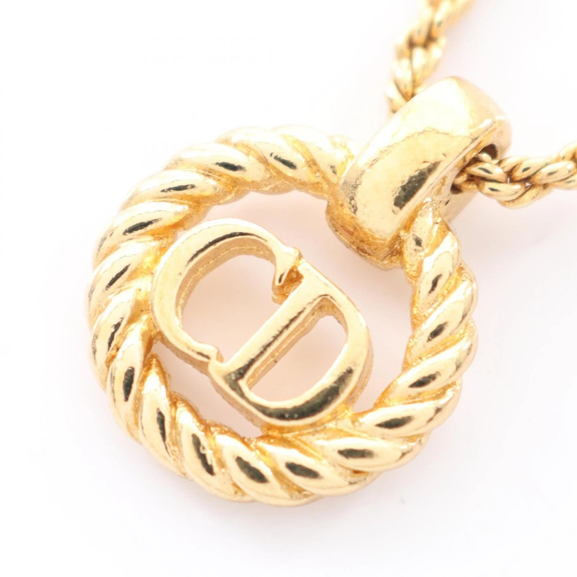 Pendant Necklace Gold