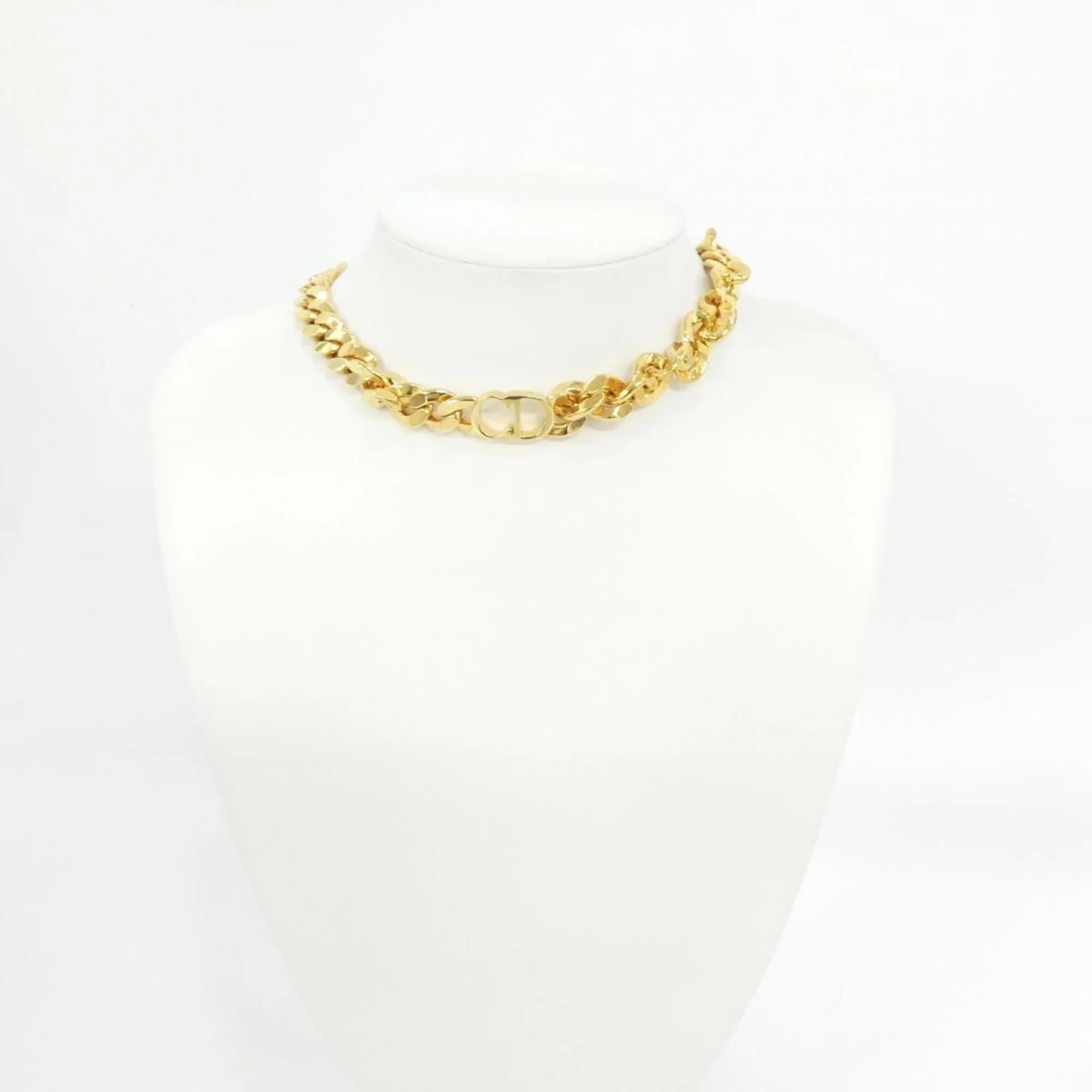 Pendant Necklace Gold - Image 6