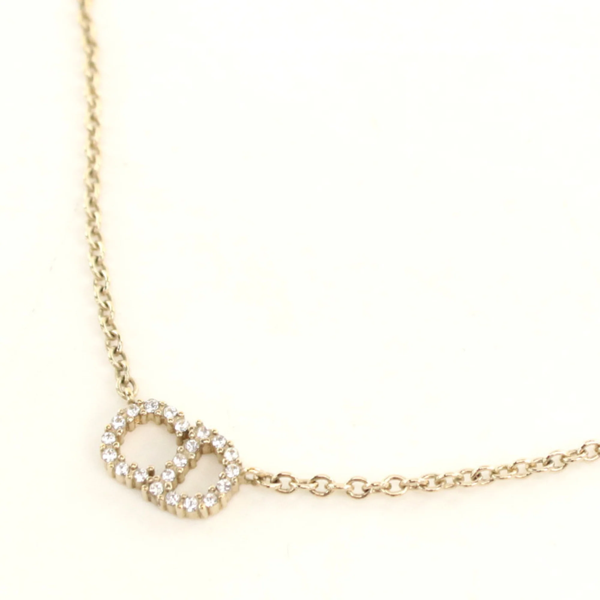 Pendant Necklace Gold Metal