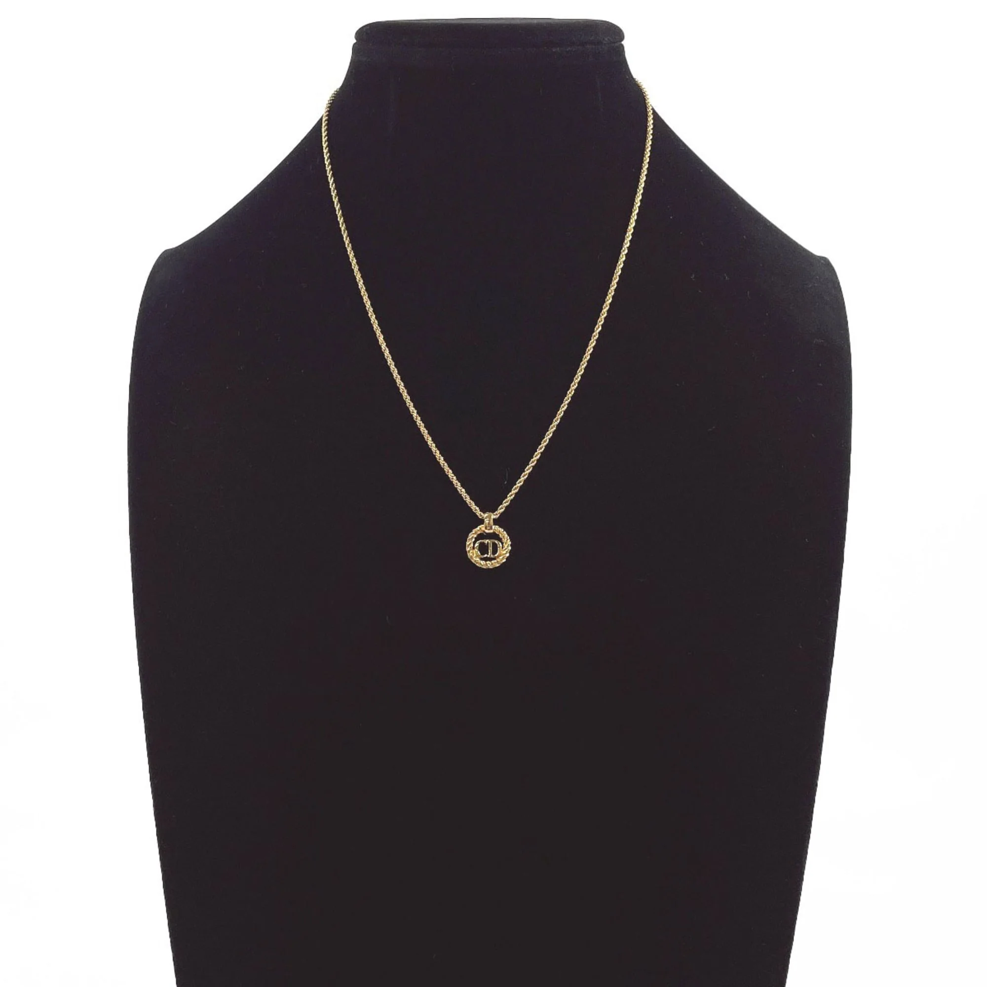 Vintage Pendant Necklace Gold - Image 7